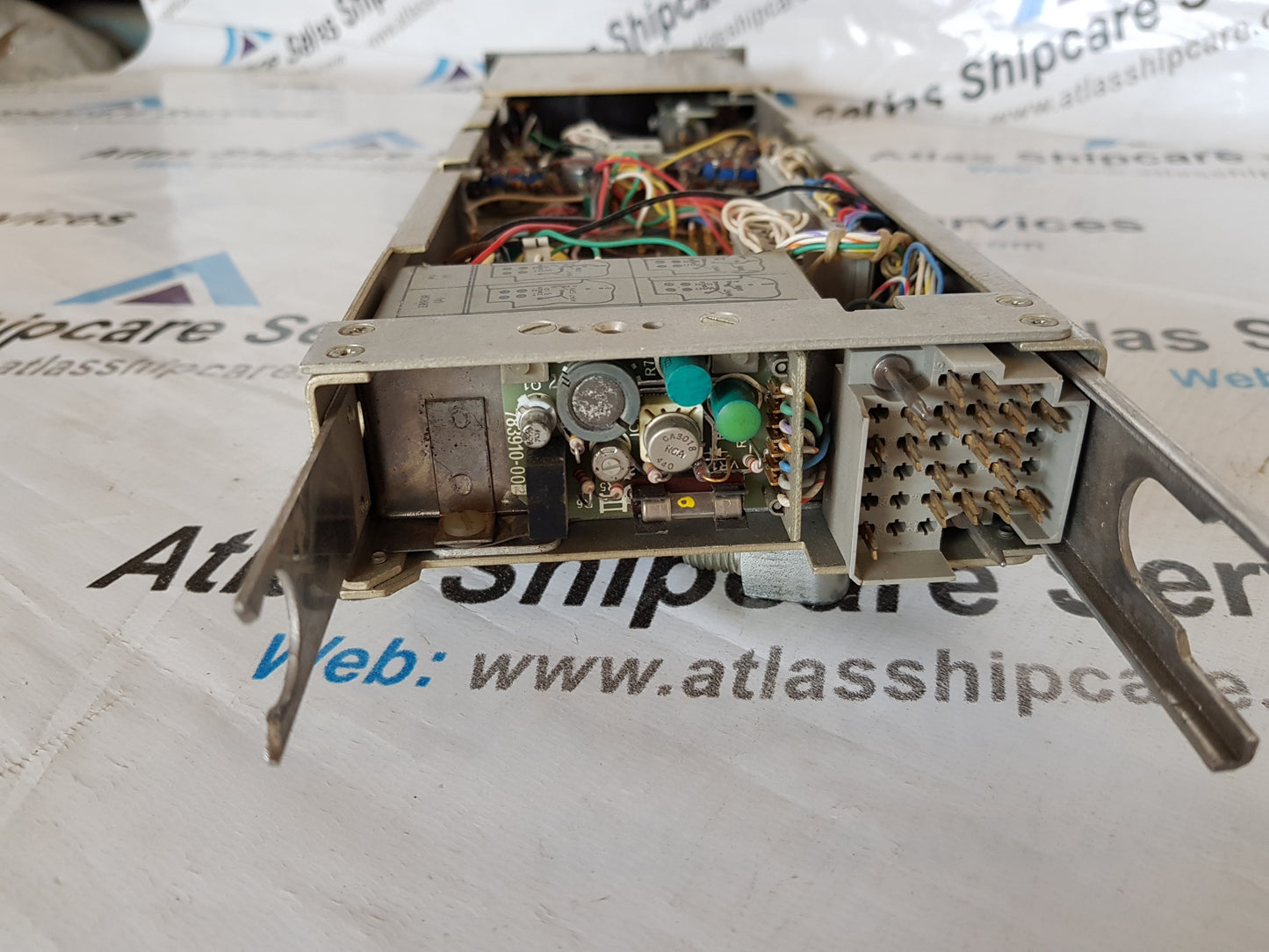 HONEYWELL VUTRONIK INSTRUMENTATION AMPLIFIER PLUG 37211-4072-0100-511-000-00