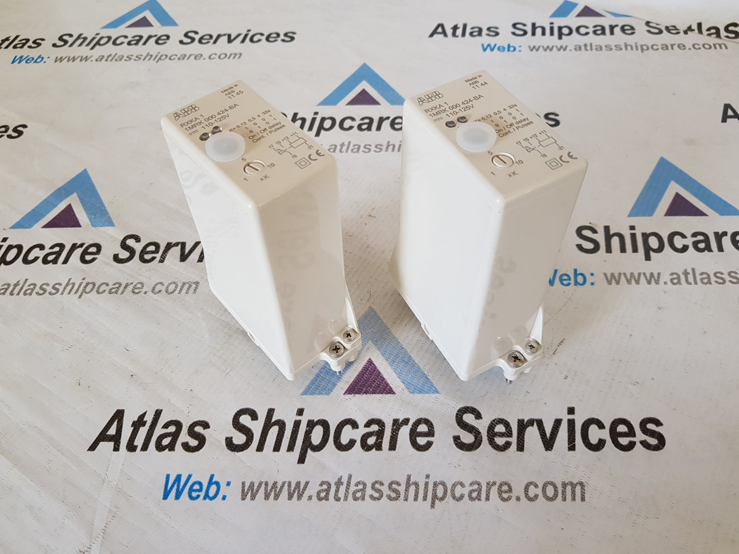 ABB RXKA1 1MRK 000 424-BA AUXILIARY RELAY 110-125V