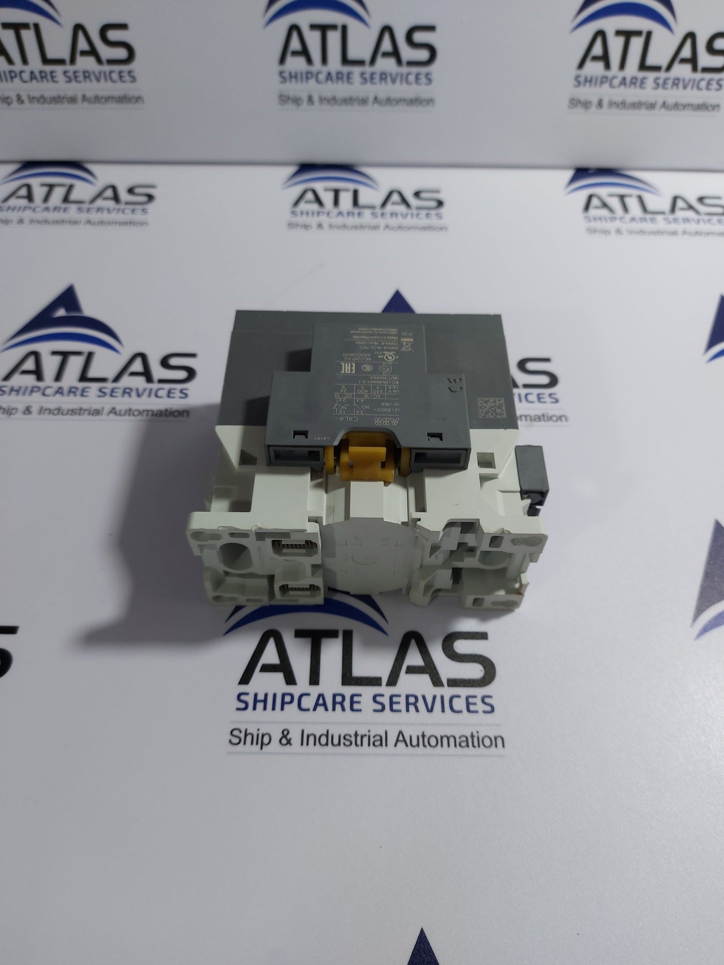 ABB AF65-30-00-11 CONTACTOR RELAY 690V 105A