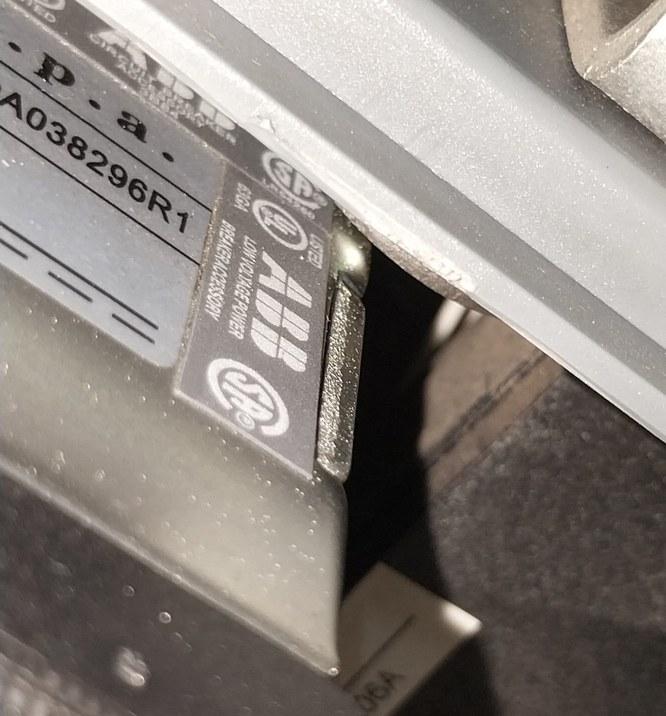 ABB SACE E1N 16 EMAX CIRCUIT BRAKER 1600A 690V SACE PR121/P
