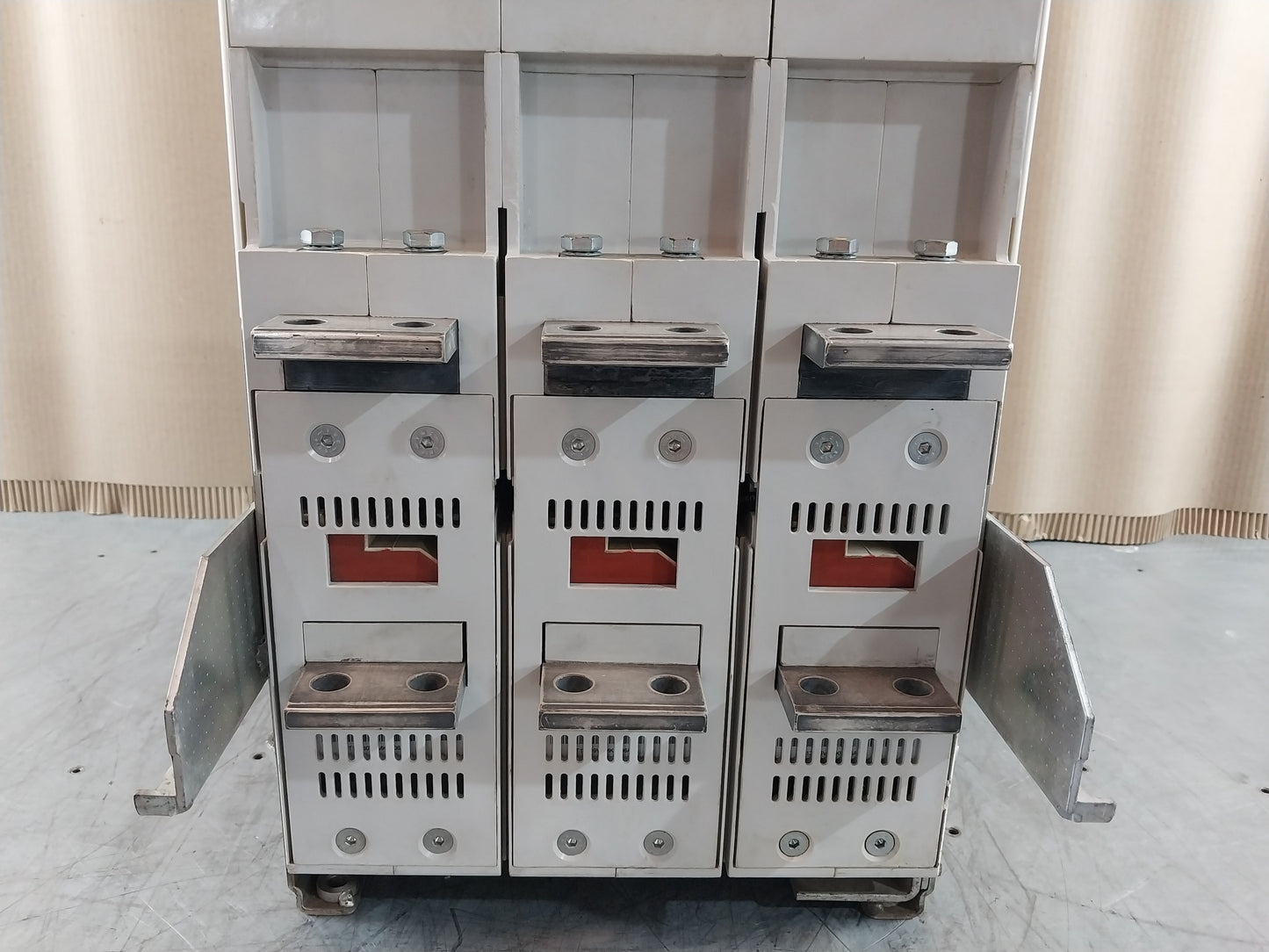 ABB SACE E1N 16 EMAX CIRCUIT BRAKER 1600A 690V SACE PR121/P