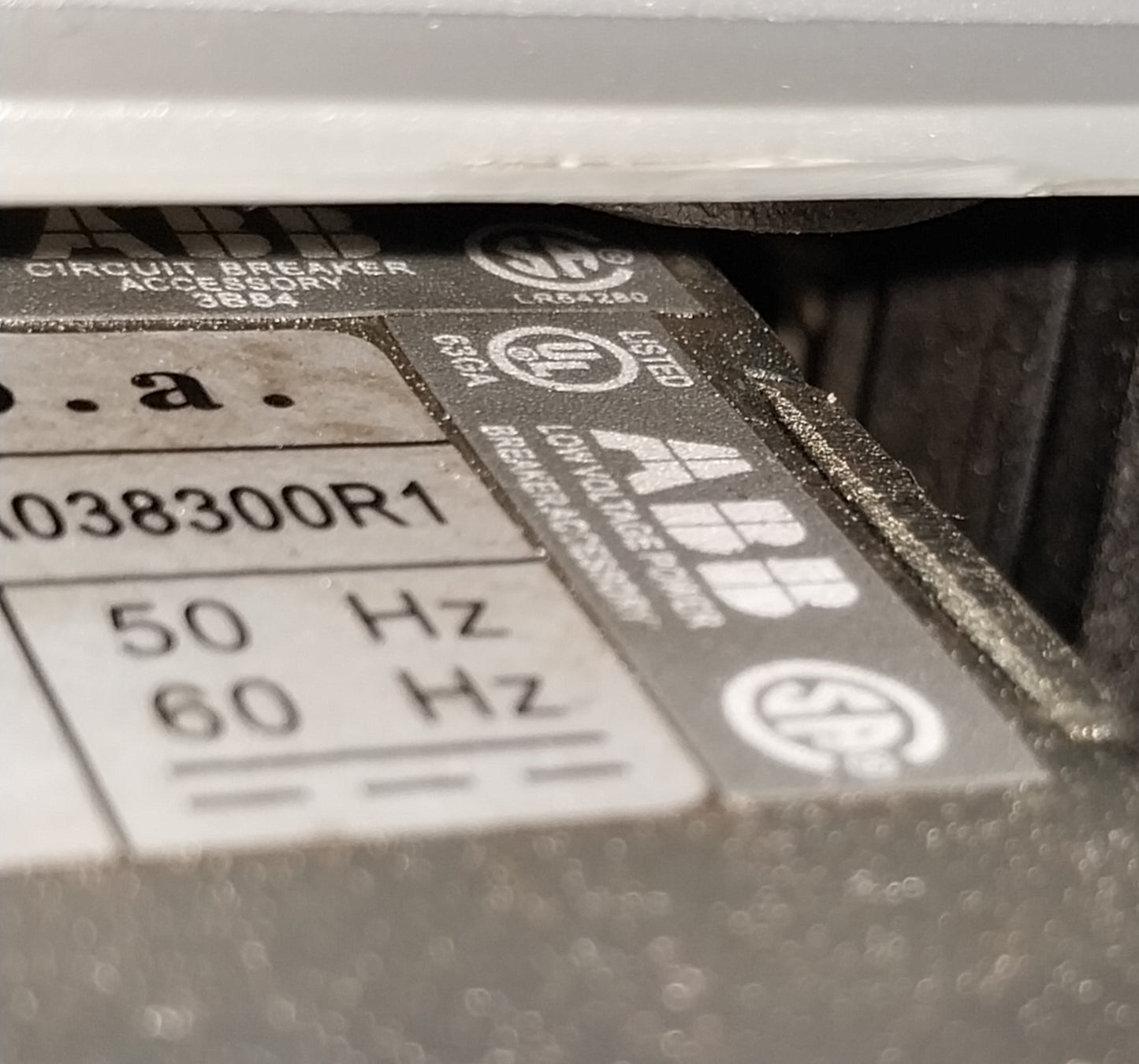 ABB SACE E2N 20 Emax CIRCUIT BREAKER 2000A SACE PR121/P