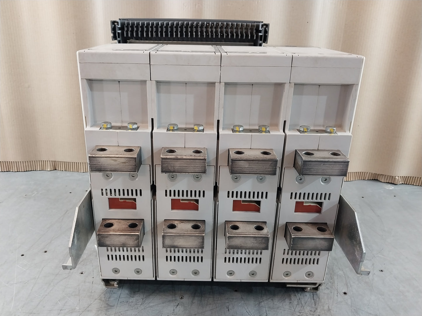 ABB SACE E2N 20 Emax CIRCUIT BREAKER 2000A SACE PR121/P