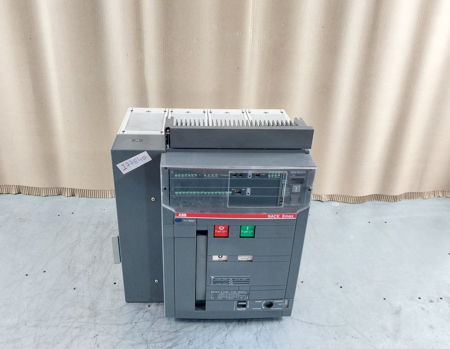 ABB SACE E2S20 AIR CIRCUIT BREAKER 2000A 690V SACE PR121/P
