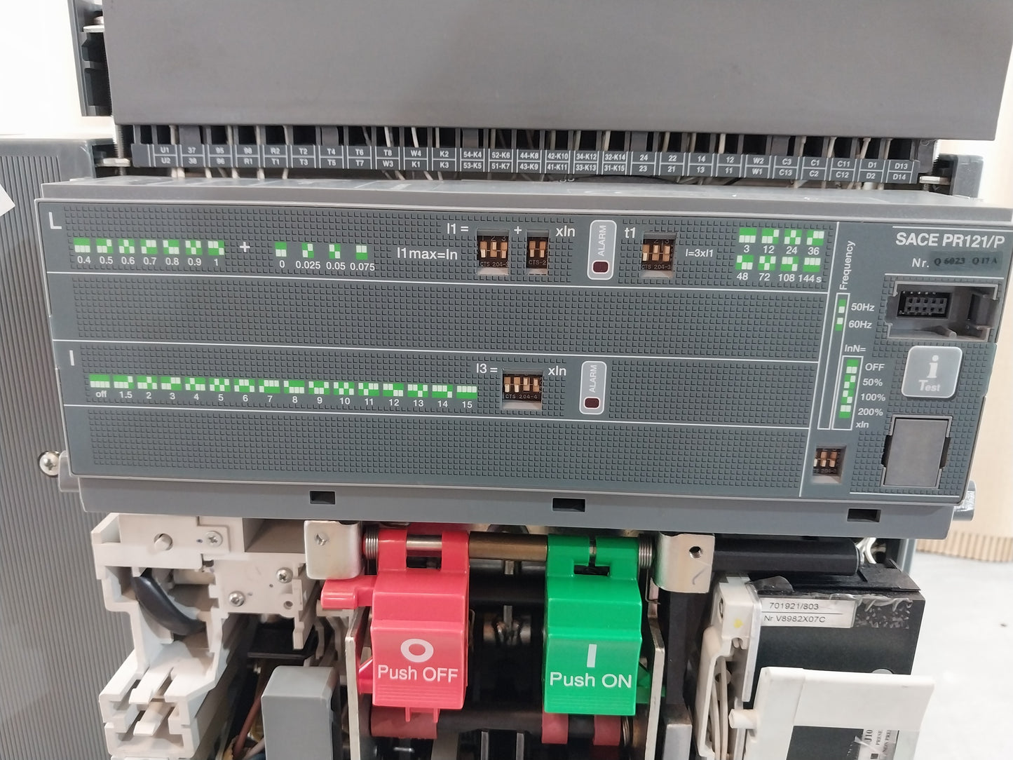 ABB SACE E2S20 AIR CIRCUIT BREAKER 2000A 690V SACE PR121/P