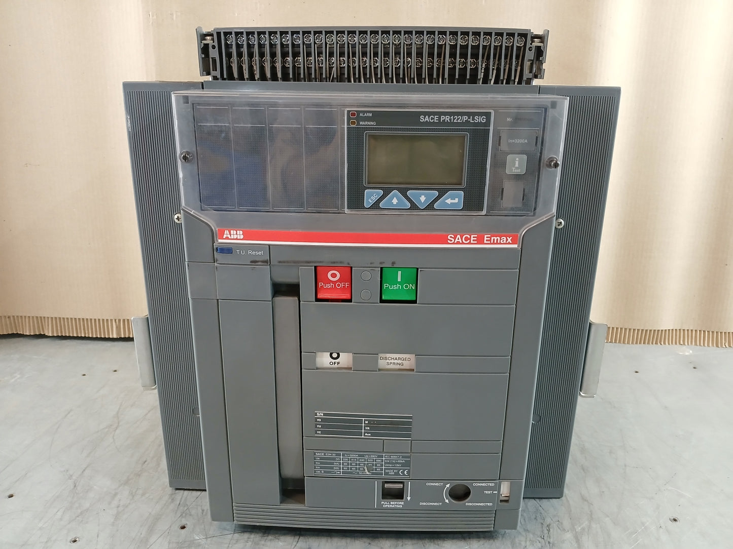 ABB SACE Emax SACE PR122/P-LSIG LOW-VOLTAGE AIR CIRCUIT BREAKER 3200A 690V
