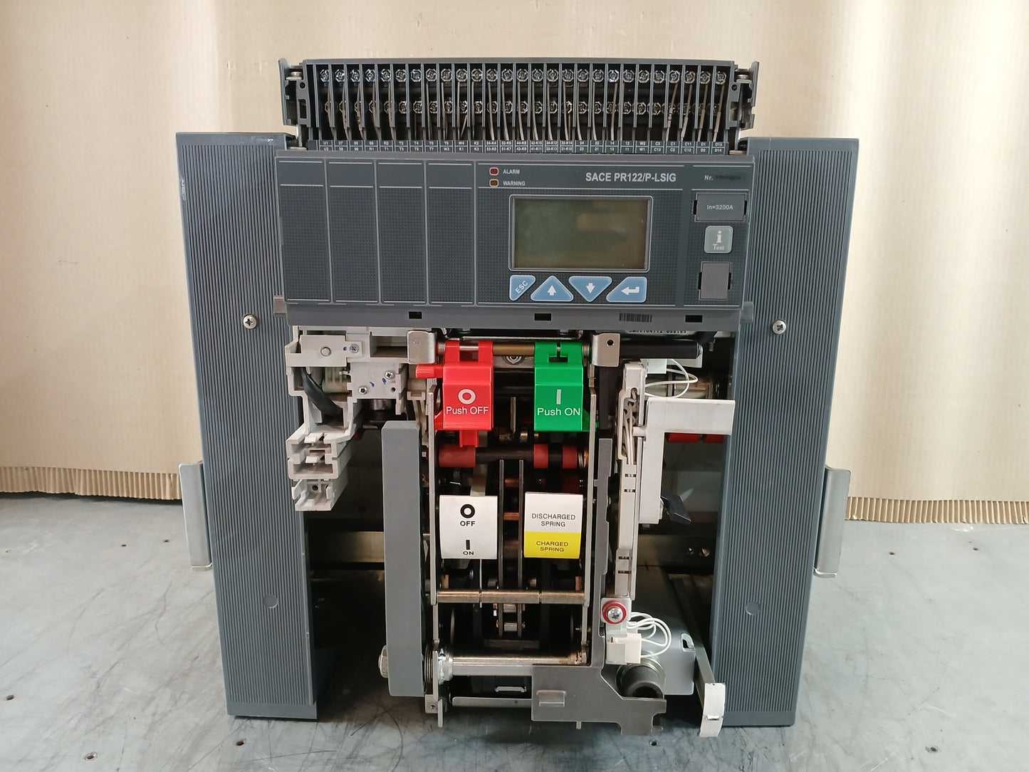 ABB SACE Emax SACE PR122/P-LSIG LOW-VOLTAGE AIR CIRCUIT BREAKER 3200A 690V