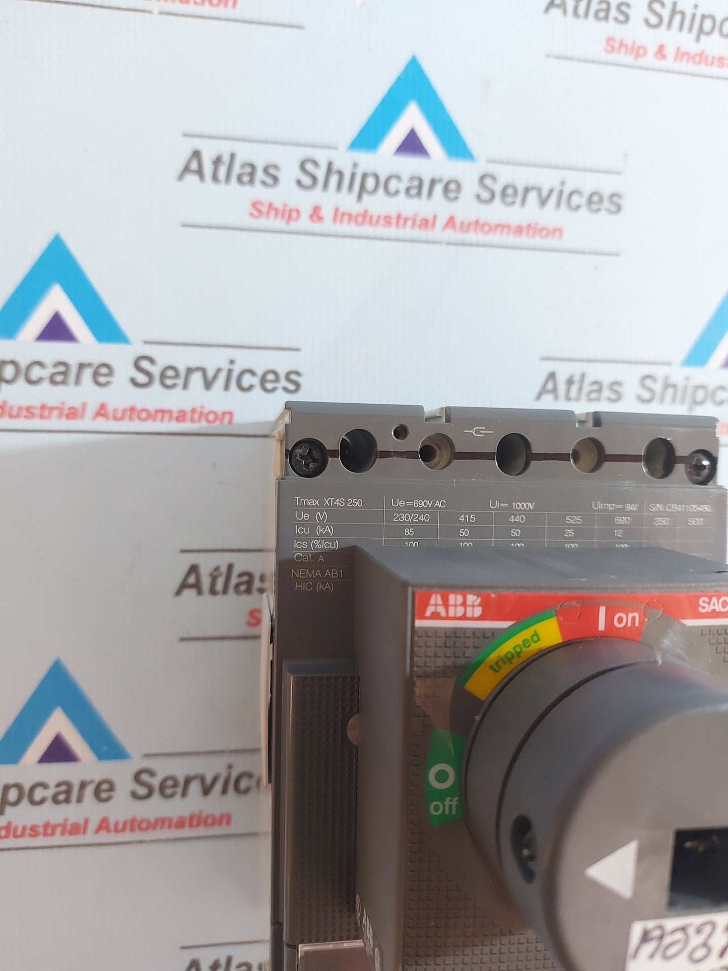 ABB Tmax XT4S 250 CIRCUIT BREAKER 690V AC 1000V