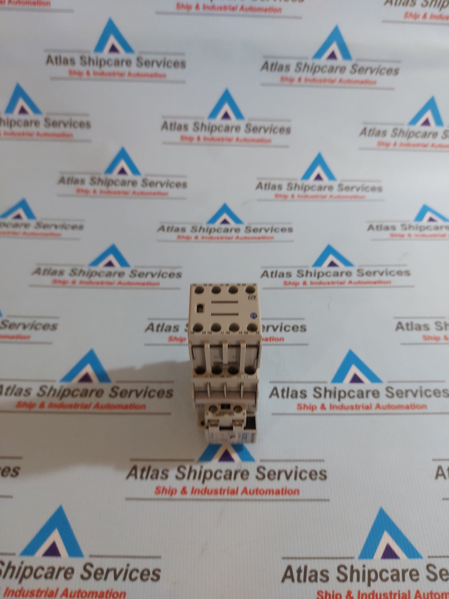 ALLEN-BRADLEY 100-C09*200 SER.A CONTACTOR 690V 32A