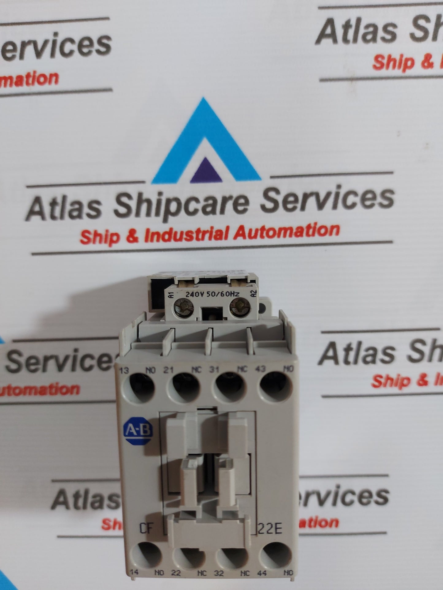 ALLEN-BRADLEY 700-CF220* SER.A CONTROL RELAY 240V 50/60Hz