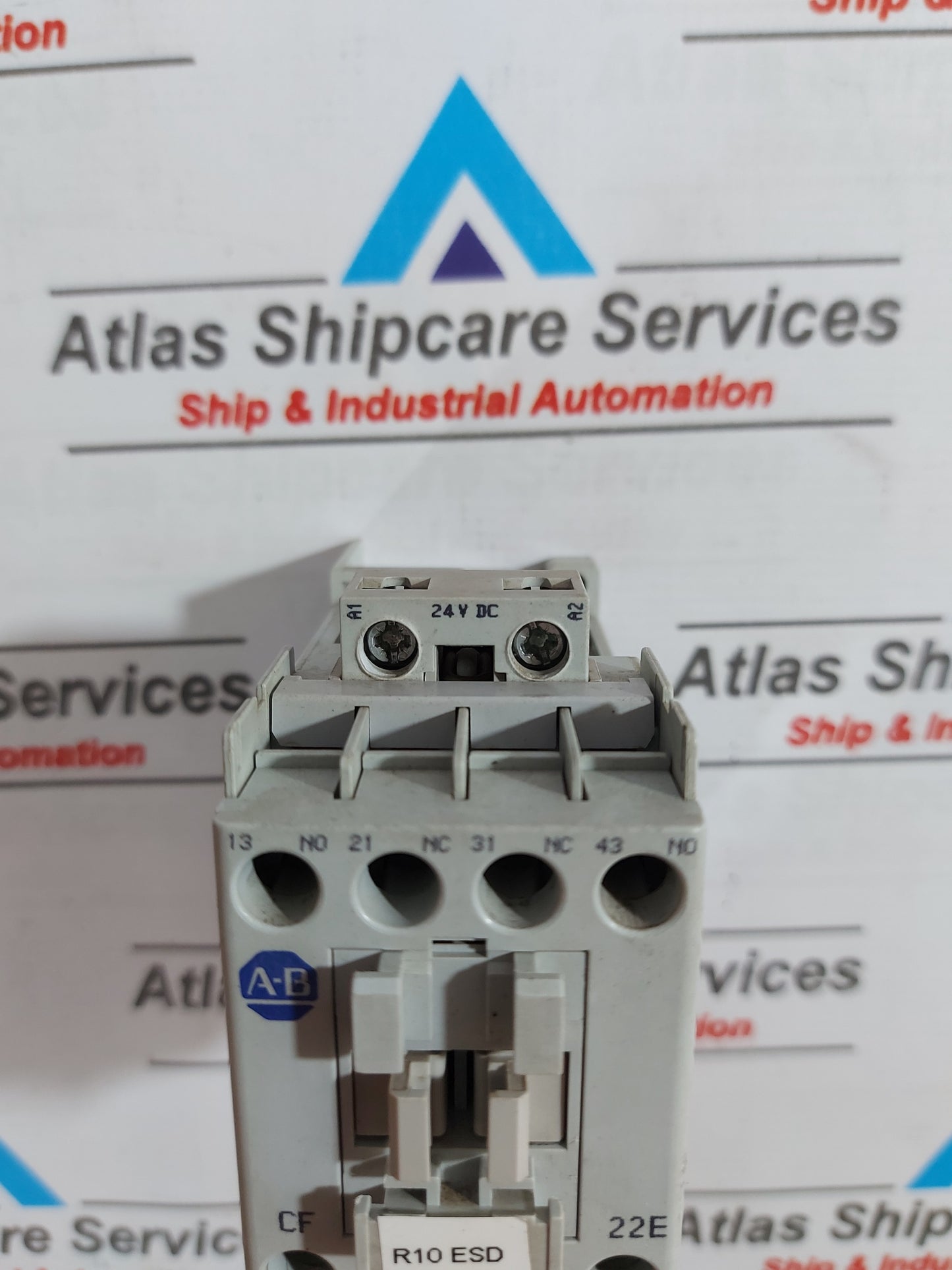 ALLEN-BRADLEY 700-CF220Z* SER.A CONTACTOR
