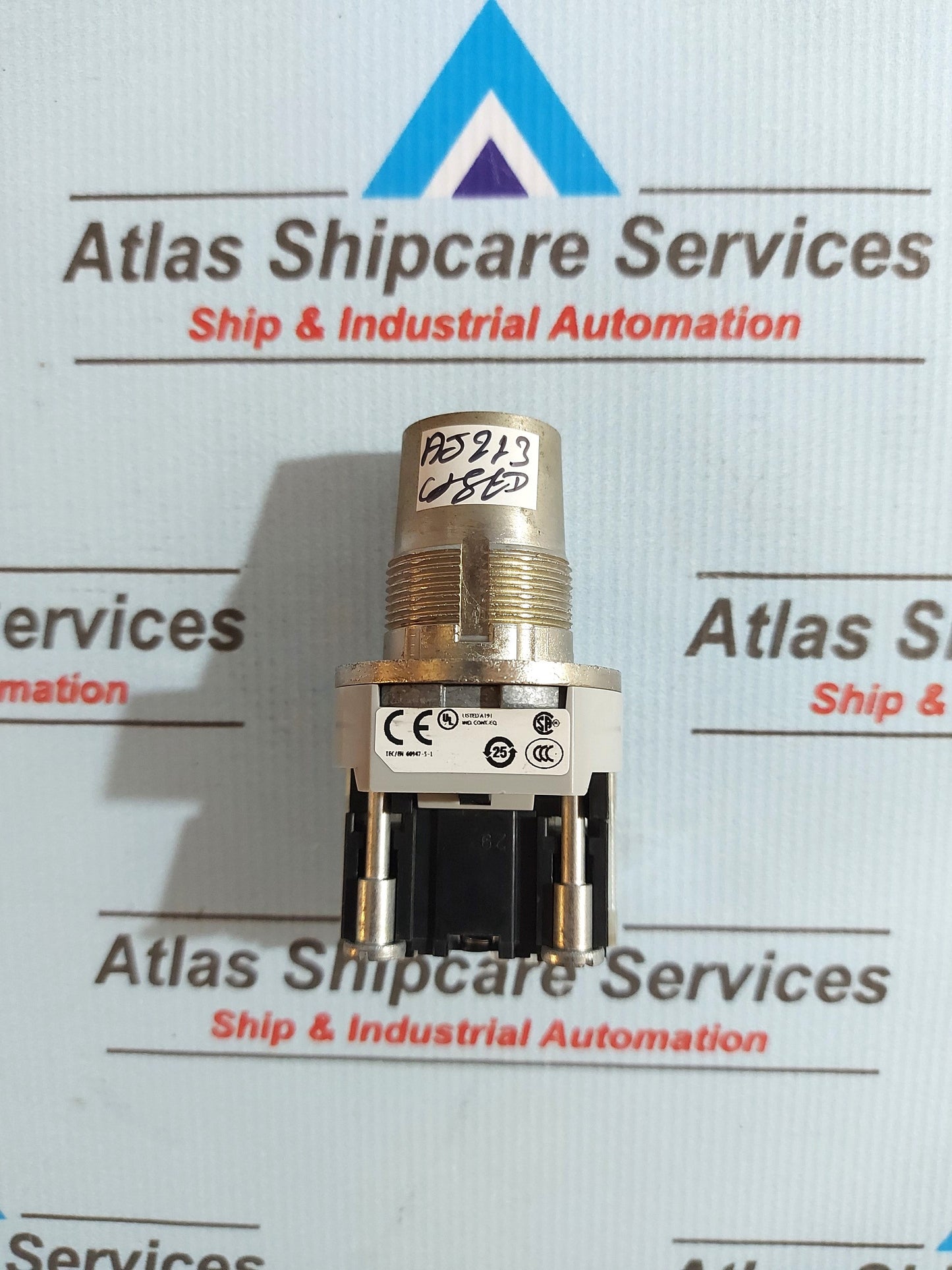 ALLEN-BRADLEY 800T-H33A NON-ILLUMINATED SELECTOR SWITCH