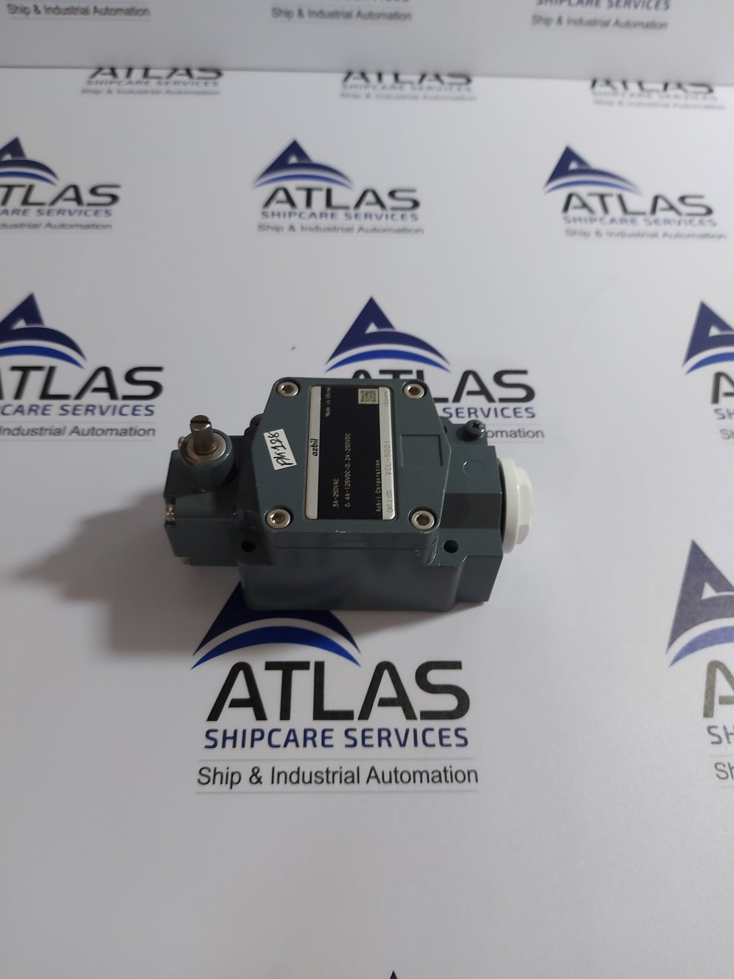 AZBIL VCL-5001 LIMIT SWITCH 5A-250VAC