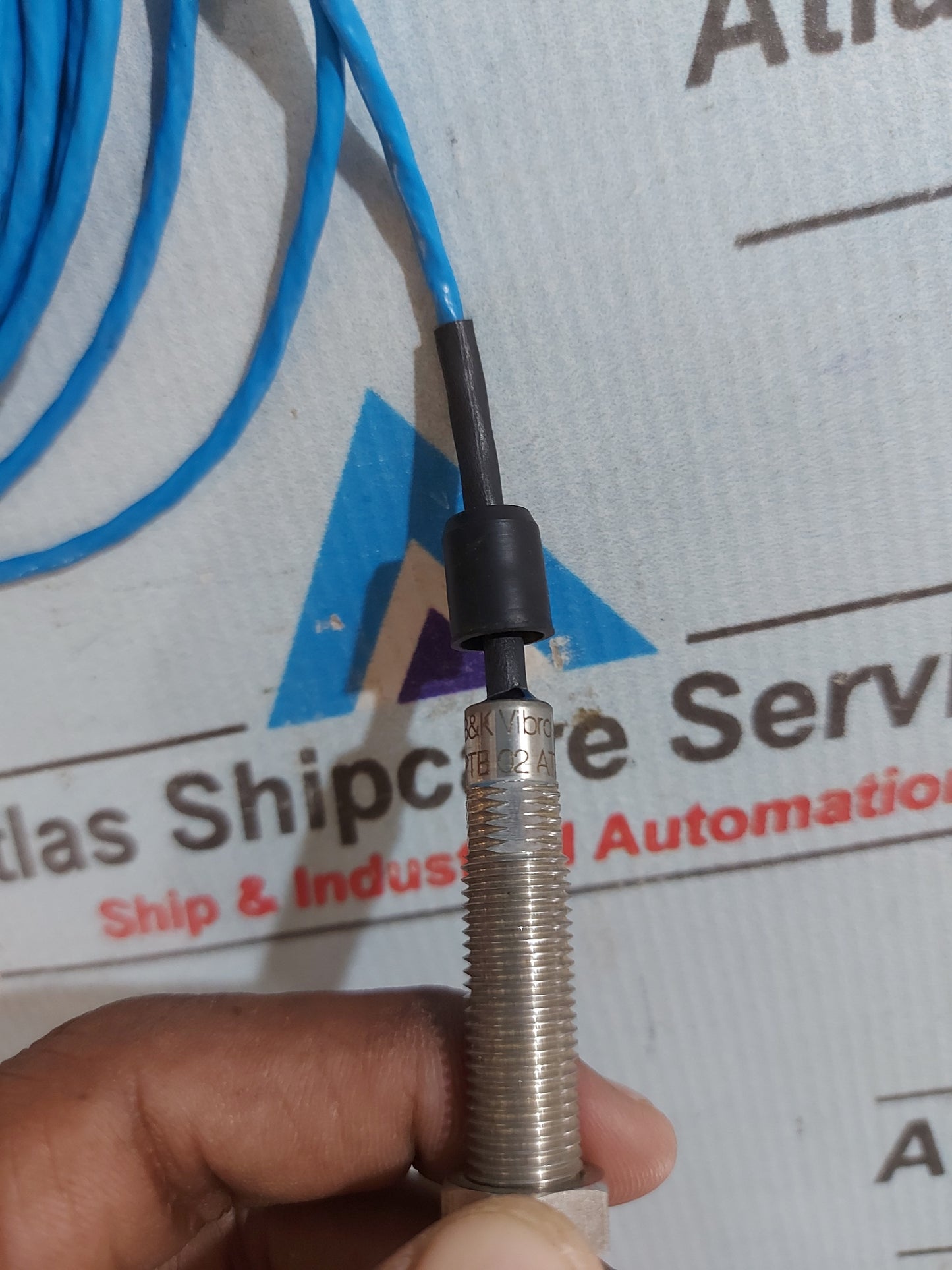 B&K VIBRO INA-081/4/070/50/0/205 INTEGRATED DISPLACEMENT SENSOR