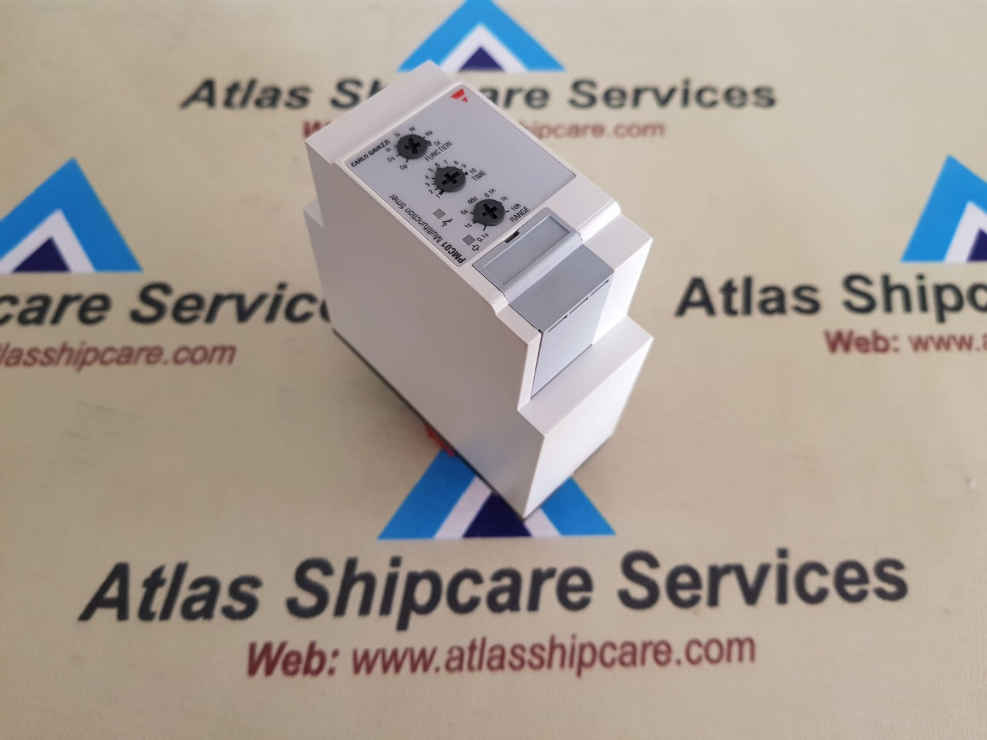 CARLO GAVAZZI PMC01D115 MULTIFUNCTION TIMER