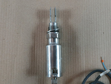 ENDRESS+HAUSER LIQUIPHANT SERIES G3/4 316L VIBRONIC SWITCH LEVEL SENSOR