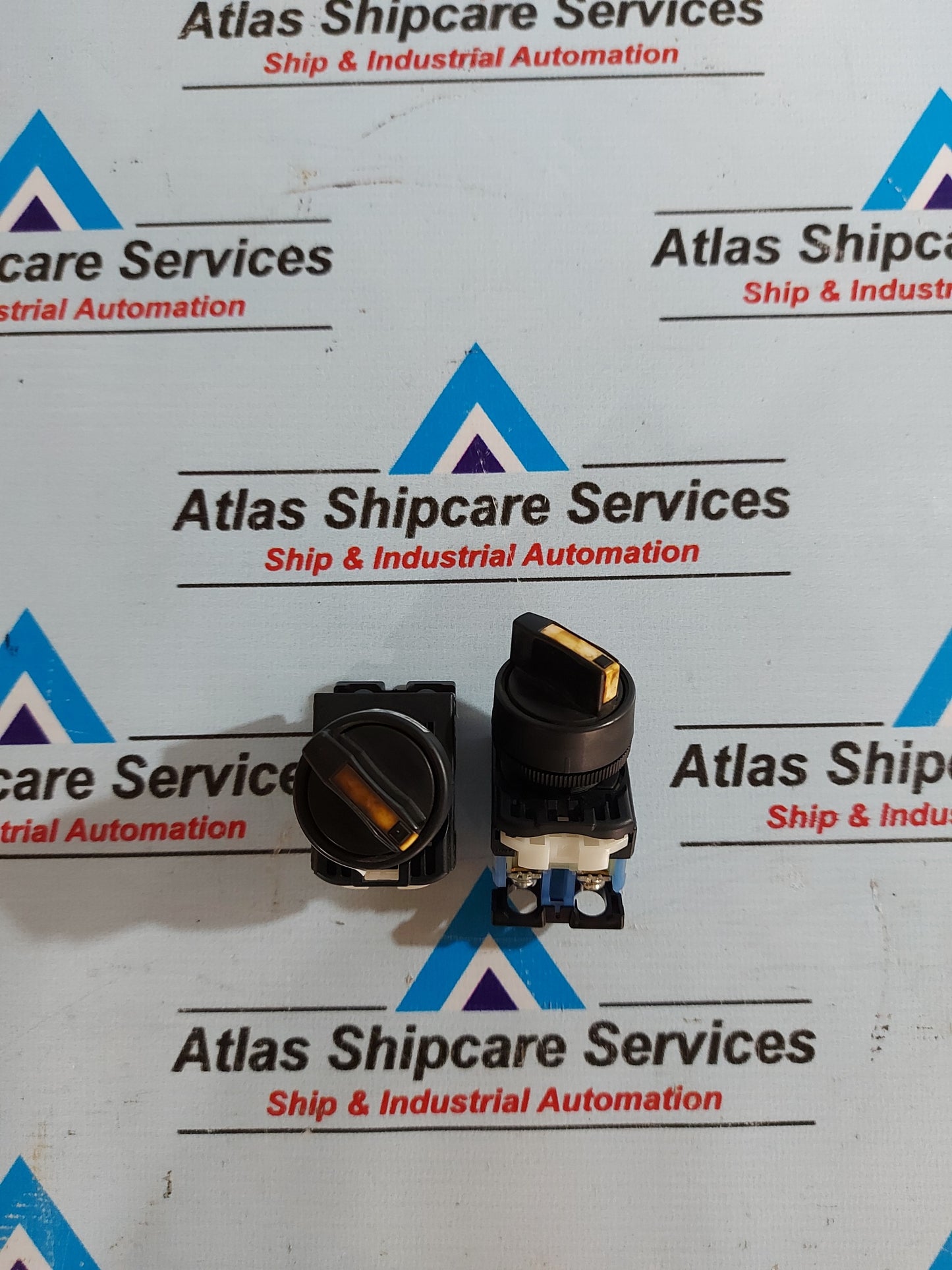 FUJI ELECTRIC AR22PR-2 PUSHBUTTON SELECTOR SWITCH