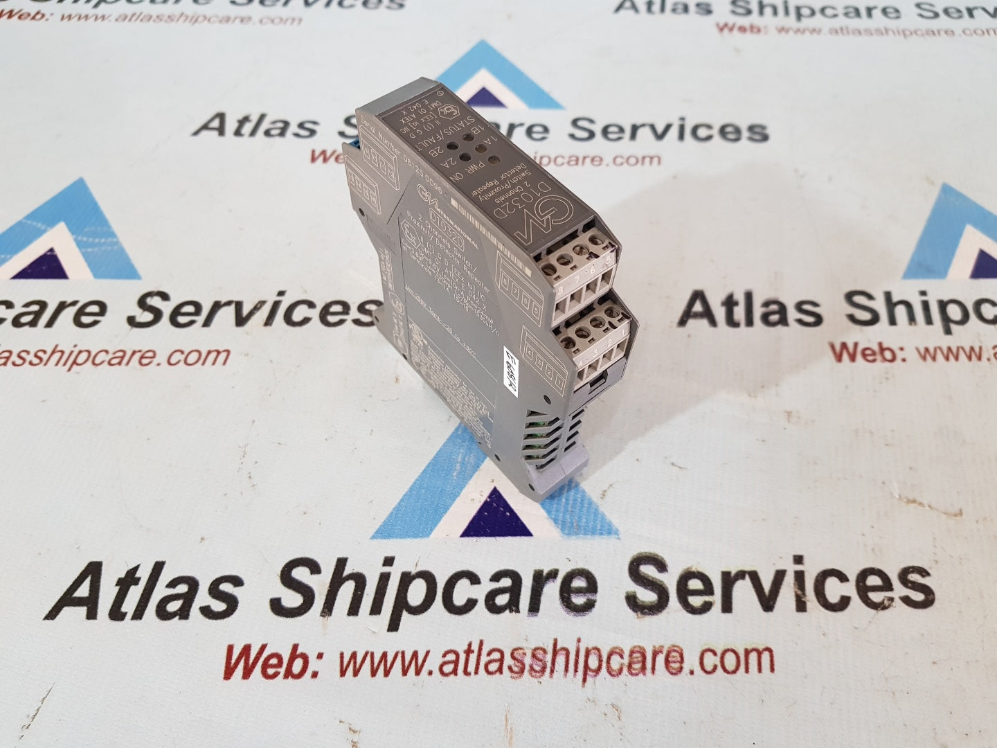 G.M. International D1032D 2 Channels Switch/Proximity Detector Repeater