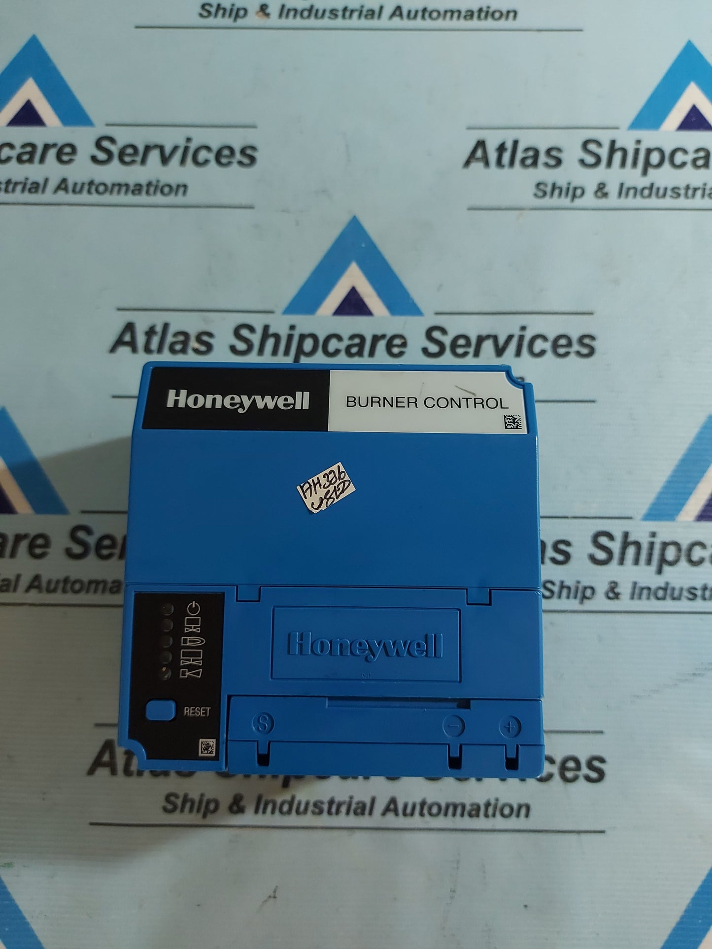 HONEYWELL EC7850A1072 230V BURNER CONTROL