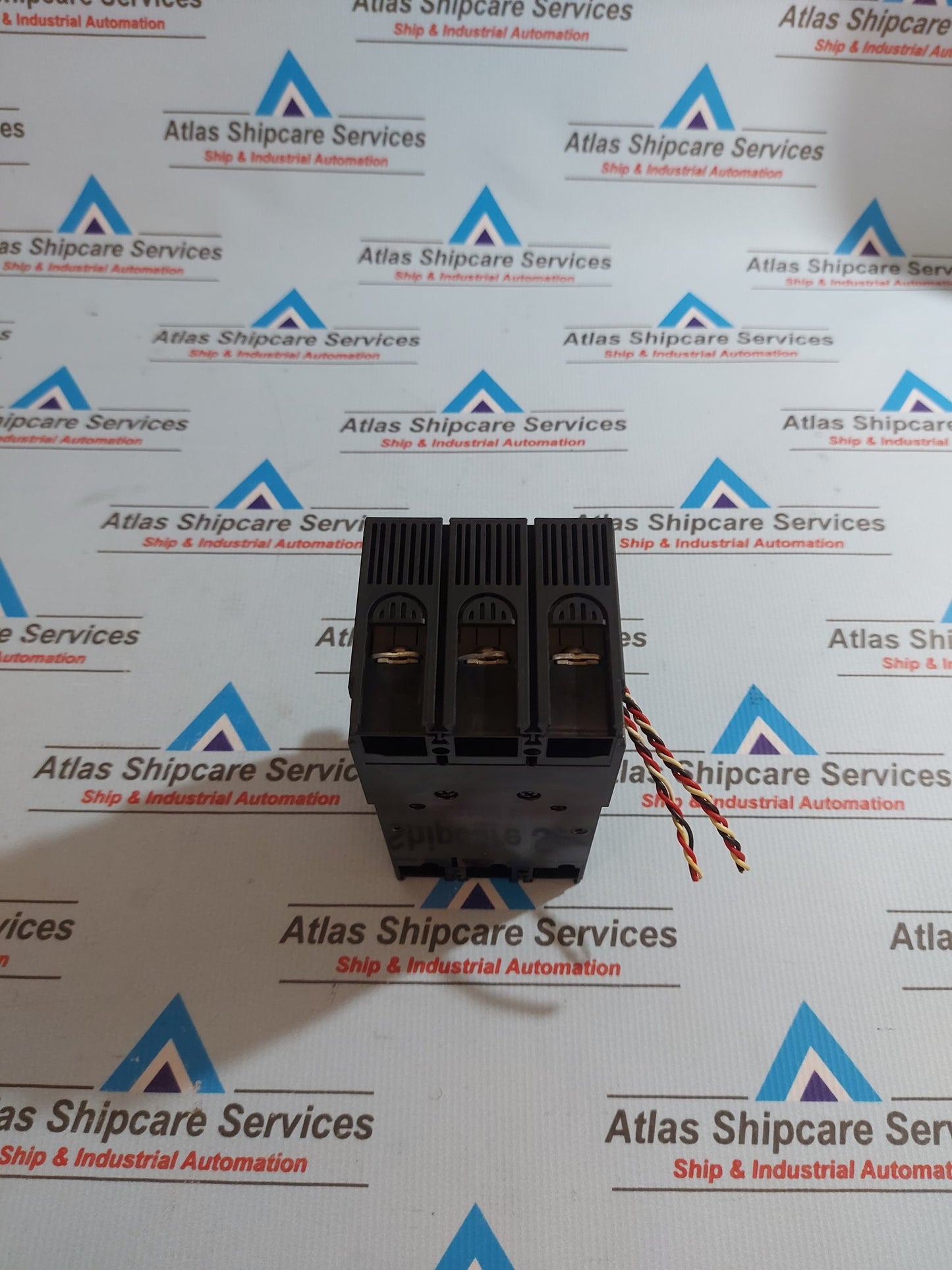 HYUNDAI HGM 30E MOLDED CASE CIRCUIT BREAKER 32AF 50/60Hz