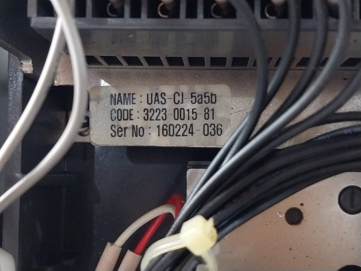 HYUNDAI UAN16A3B M1C1S168J AUTOMATIC CIRCUIT BREAKER 3 POLE 1600A