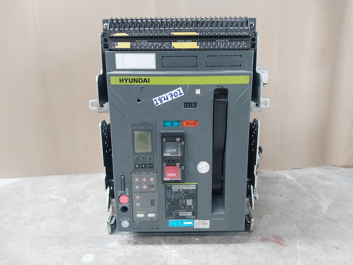 HYUNDAI UAN16A3B M1C1S168T AIR CIRCUIT BREAKER 3 POLE 1600A