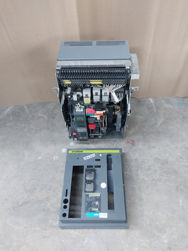 HYUNDAI UAN16A3B M1C1S168T AIR CIRCUIT BREAKER 3 POLE 1600A