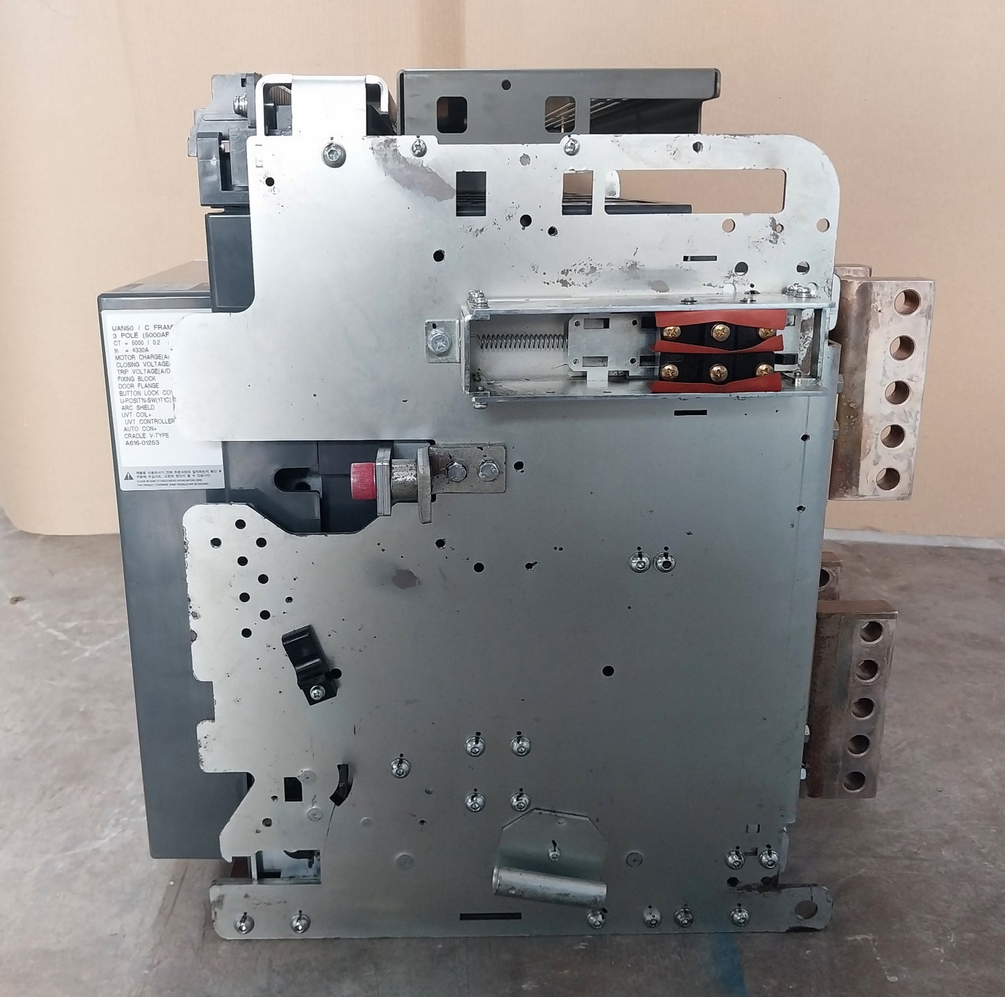 HYUNDAI UAN50C3C M1C1S168S AIR CIRCUIT BREAKER 3 POLE 5000A