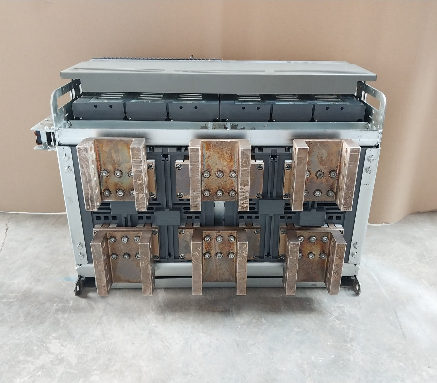 HYUNDAI UAN50C3C M1C1S168S AIR CIRCUIT BREAKER 3 POLE 5000A