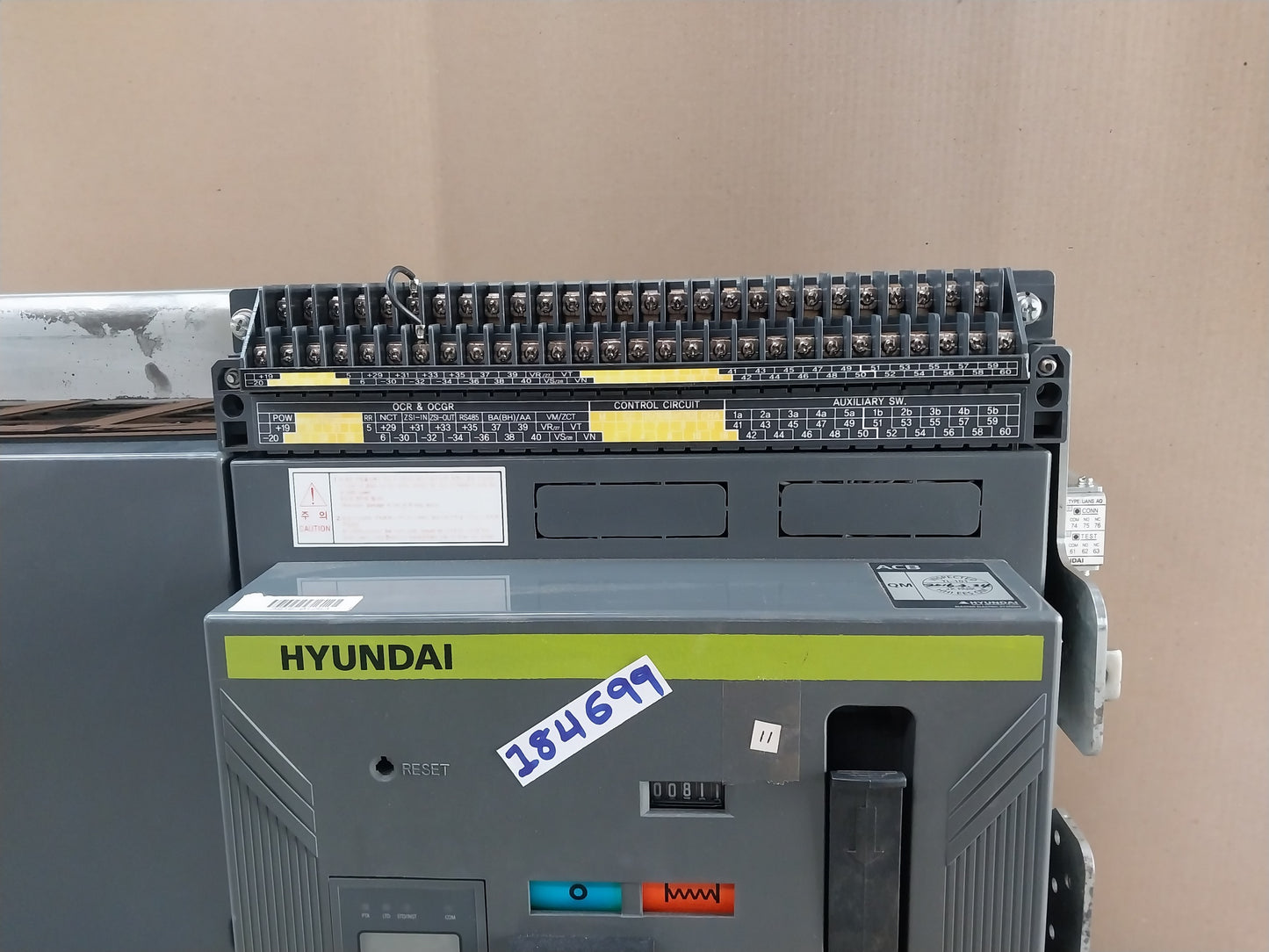 HYUNDAI UAN50C3C M1C1S168S AIR CIRCUIT BREAKER 3 POLE 5000A