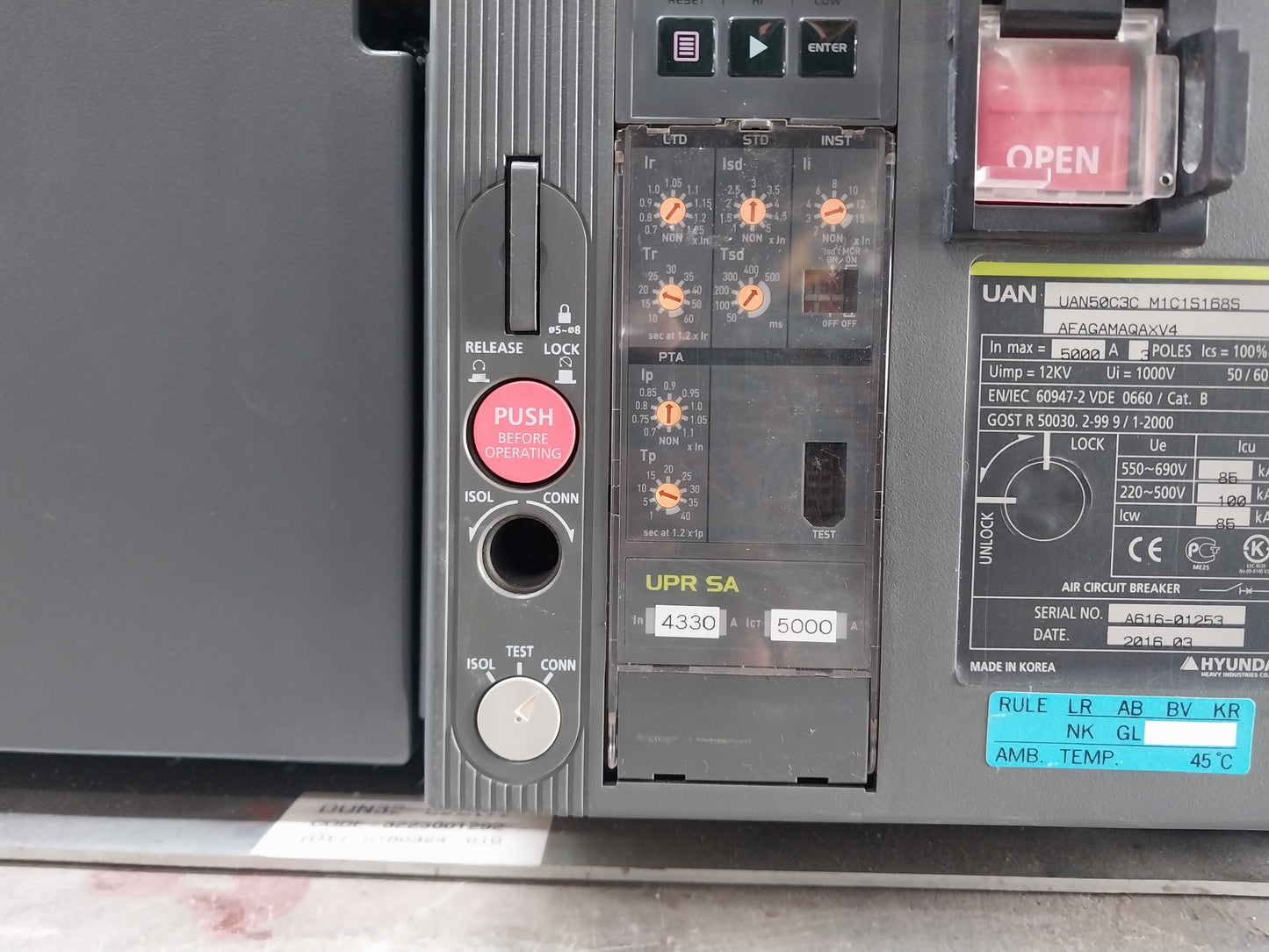 HYUNDAI UAN50C3C M1C1S168S AIR CIRCUIT BREAKER 3 POLE 5000A