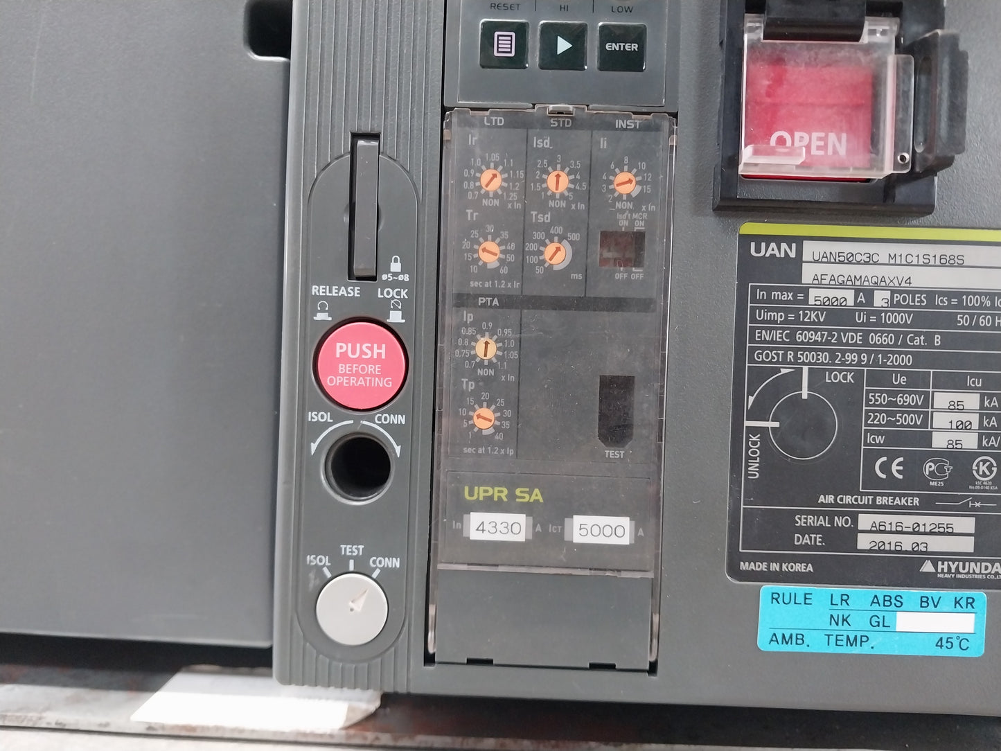 HYUNDAI UAN50C3C M1C1S168S AIR CIRCUIT BREAKER 3 POLE 5000A
