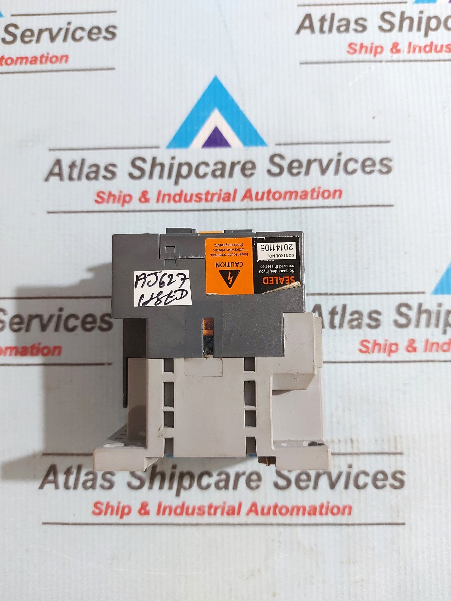 HYUNDAI UMX 31 CONTACTOR RELAY 20A 120V 60Hz