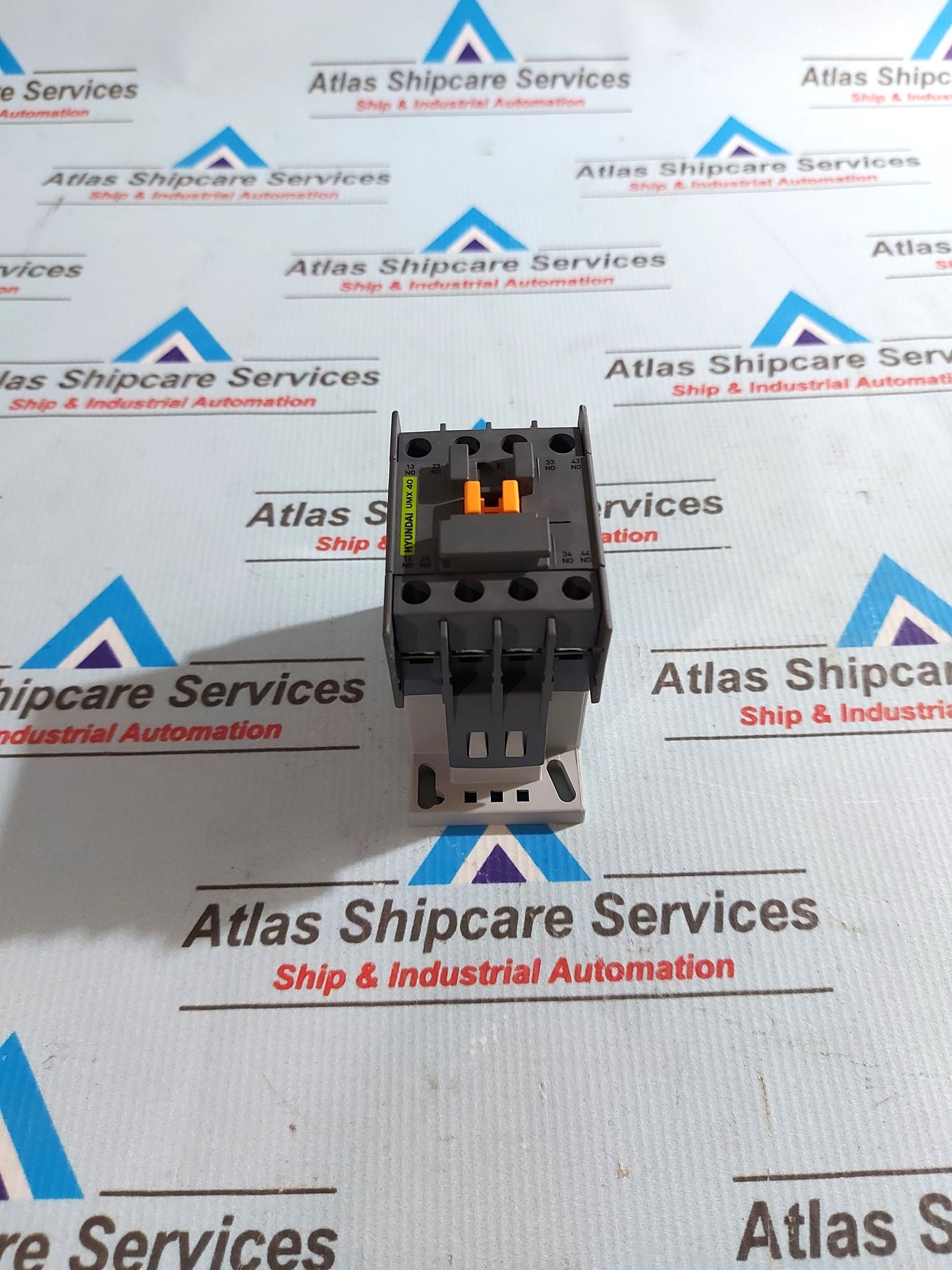HYUNDAI UMX 40 CONTACTOR RELAY 20A 220V
