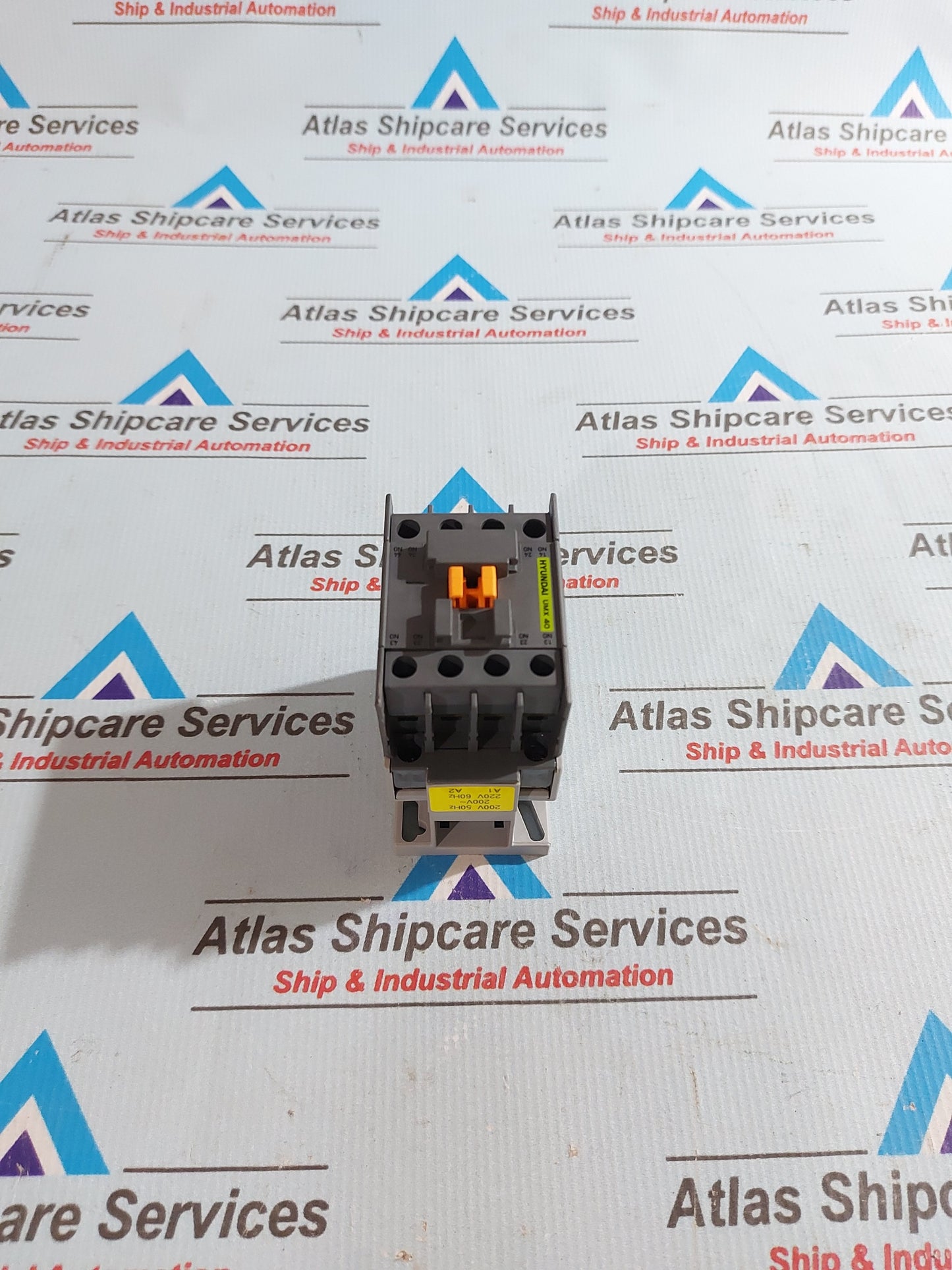 HYUNDAI UMX 40 CONTACTOR RELAY 20A 220V