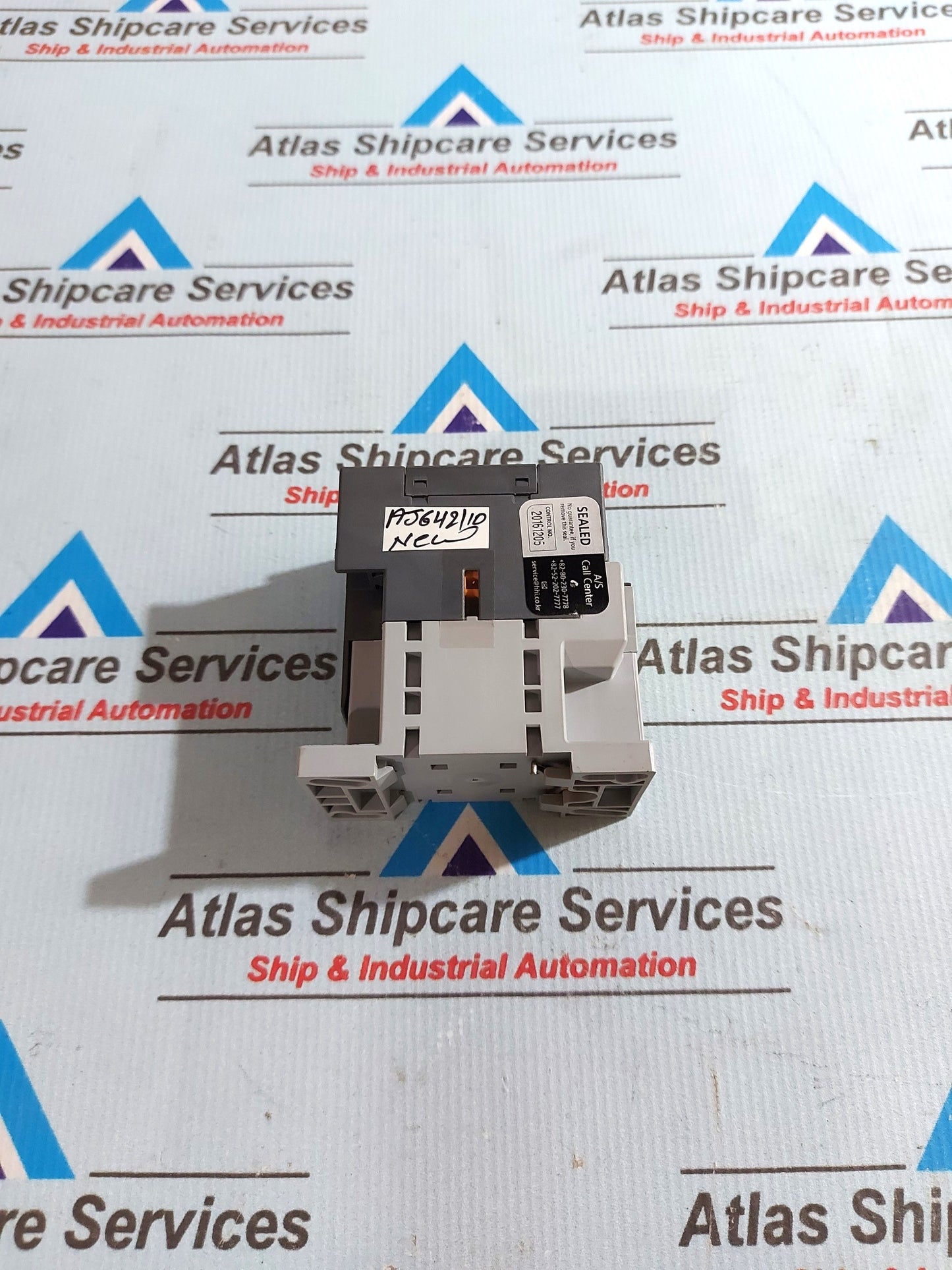 HYUNDAI UMX 40 CONTACTOR RELAY 20A 220V