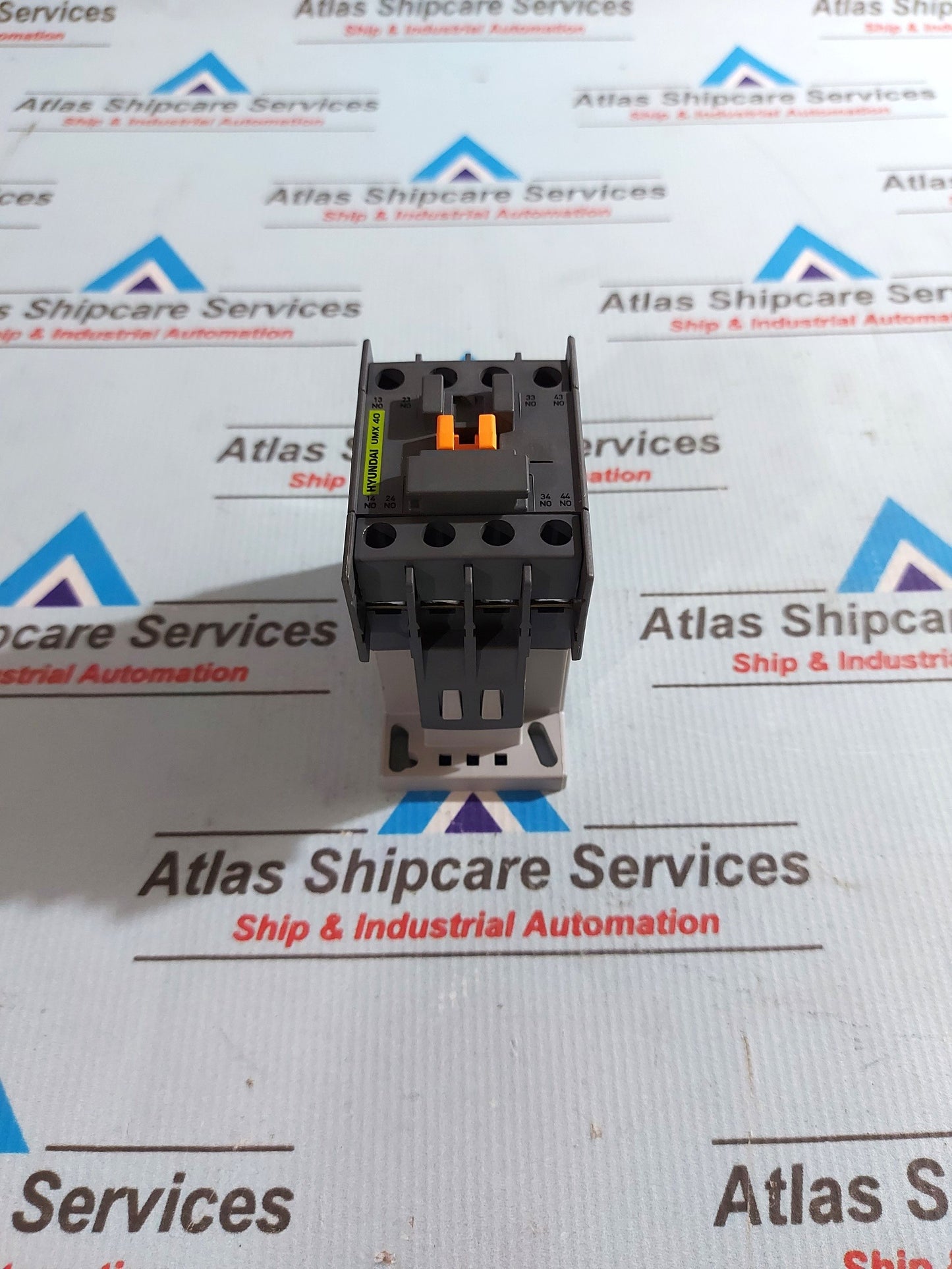 HYUNDAI UMX 40 CONTACTOR RELAY 20A 440V