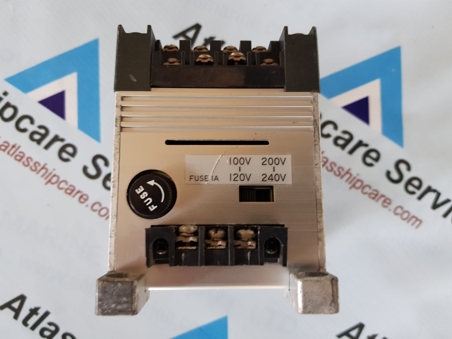 IDEC PFA-1TO81 8-OUTPUT UNIT