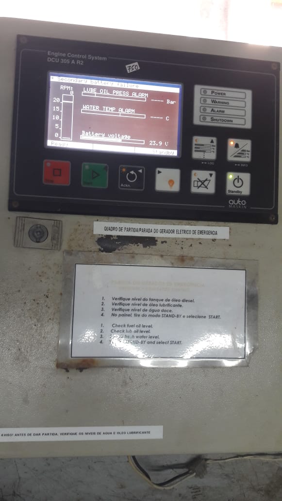 AUTO MASKIN ENGINE CONTROL SYSTEM DCU 305 A R2