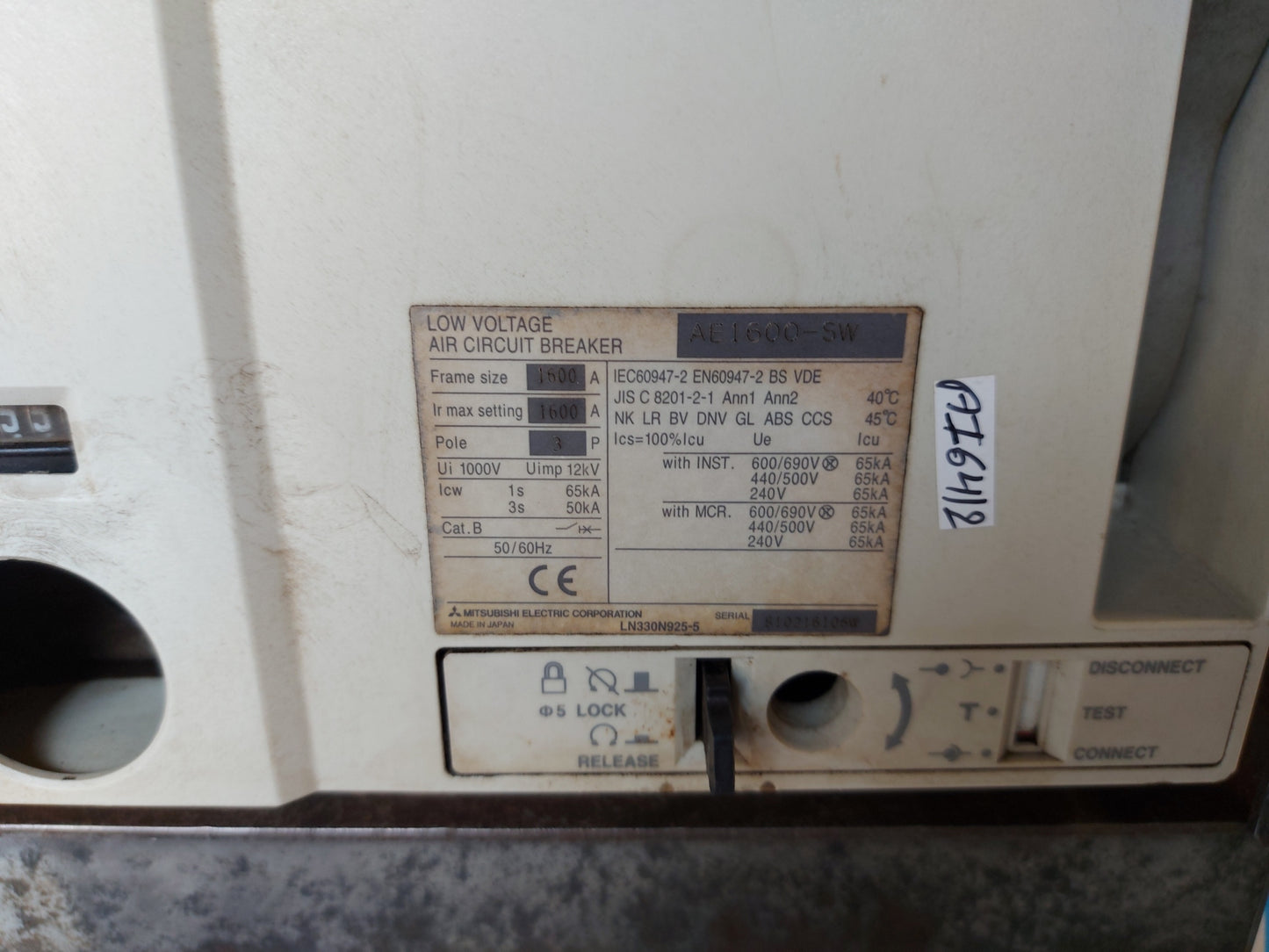 MITSUBISHI AE1600-SW LOW VOLTAGE AIR CIRCUIT BREAKER