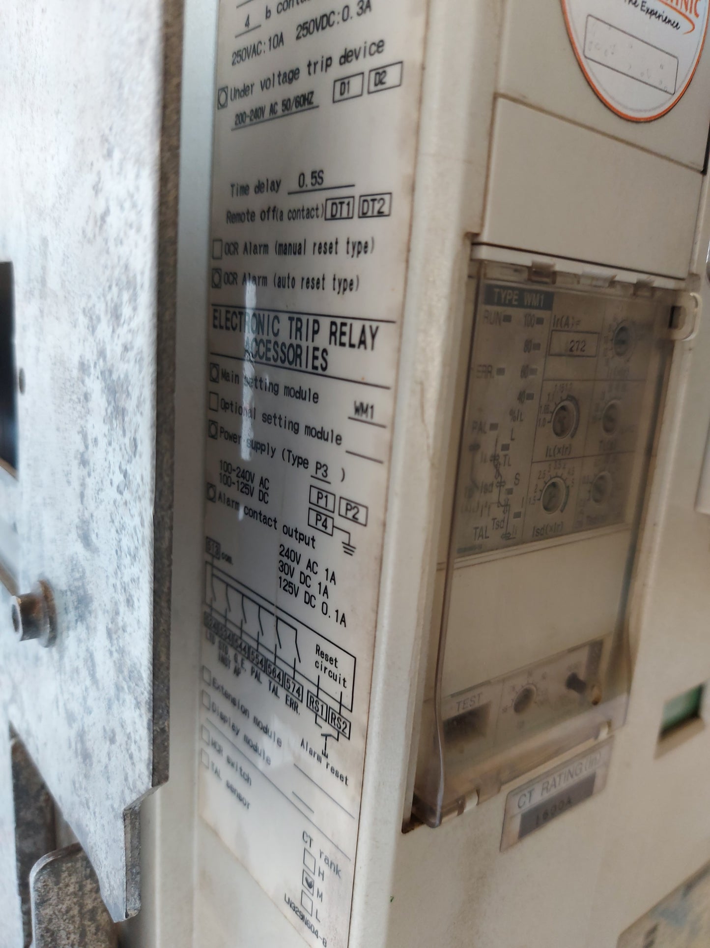 MITSUBISHI AE1600-SW LOW VOLTAGE AIR CIRCUIT BREAKER