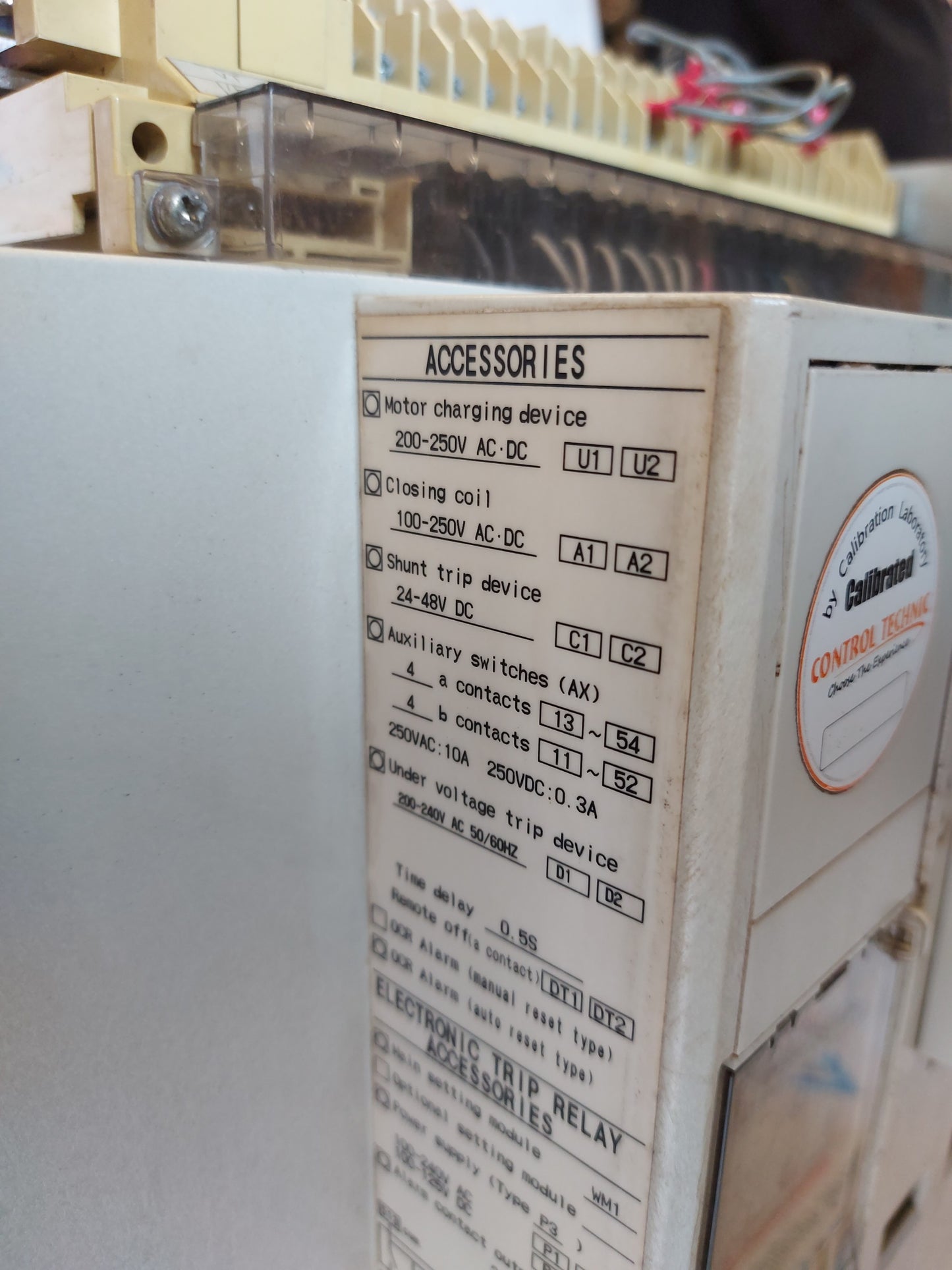 MITSUBISHI AE2000-SW LOW VOLTAGE AIR CIRCUIT BREAKER