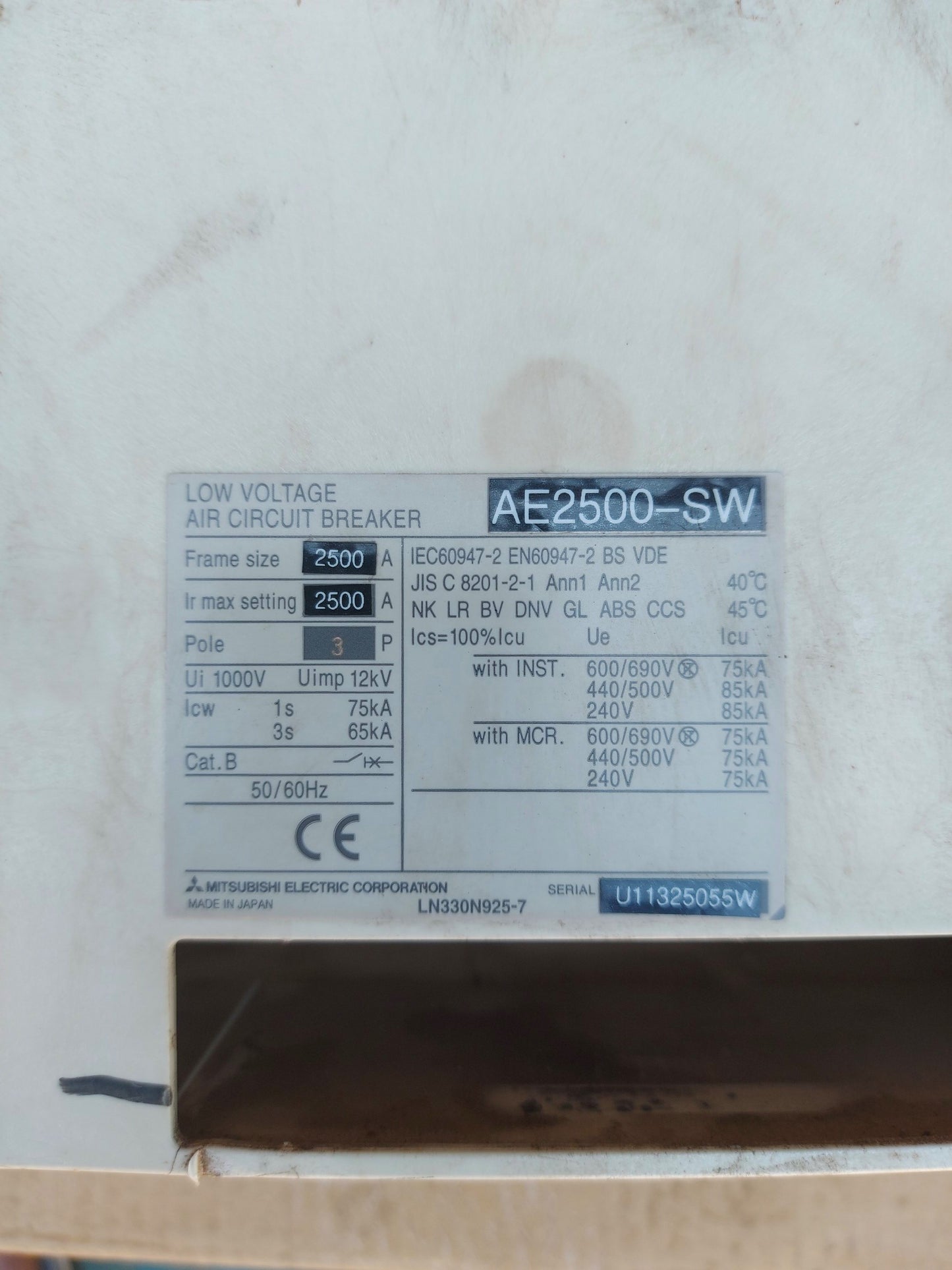 MITSUBISHI ELECTRIC AE2500-SW LOW VOLTAGE AIR CIRCUIT BREAKER 2500A