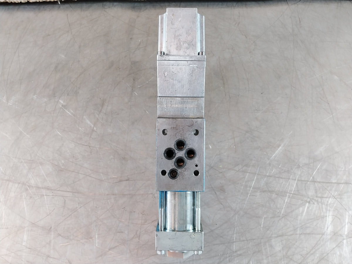 MOOG D636-269-0001 SERVO VALVE
