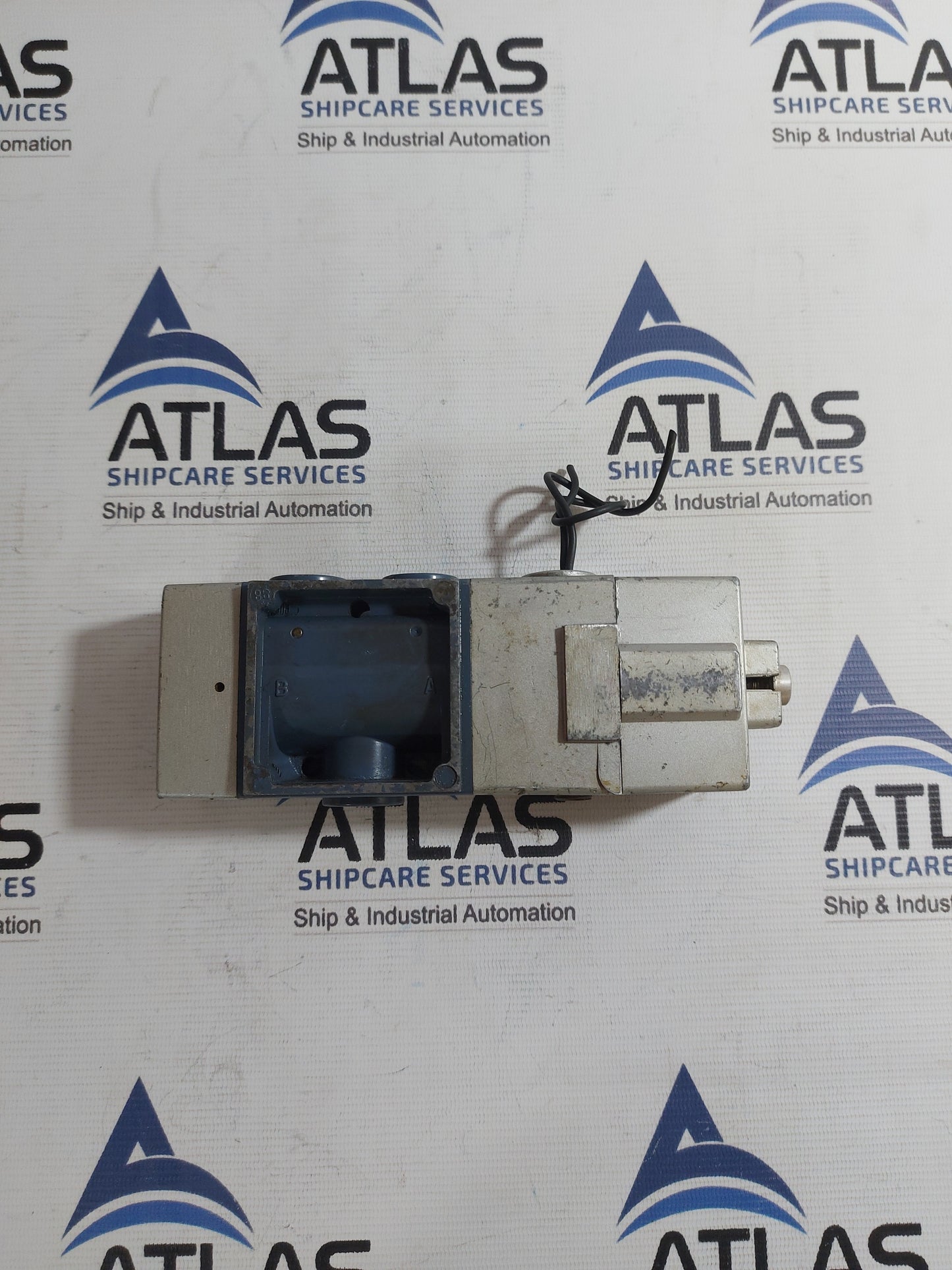NABCO PSMT-33 PNEUMATIC DIRECTIONAL VALVE DC24V