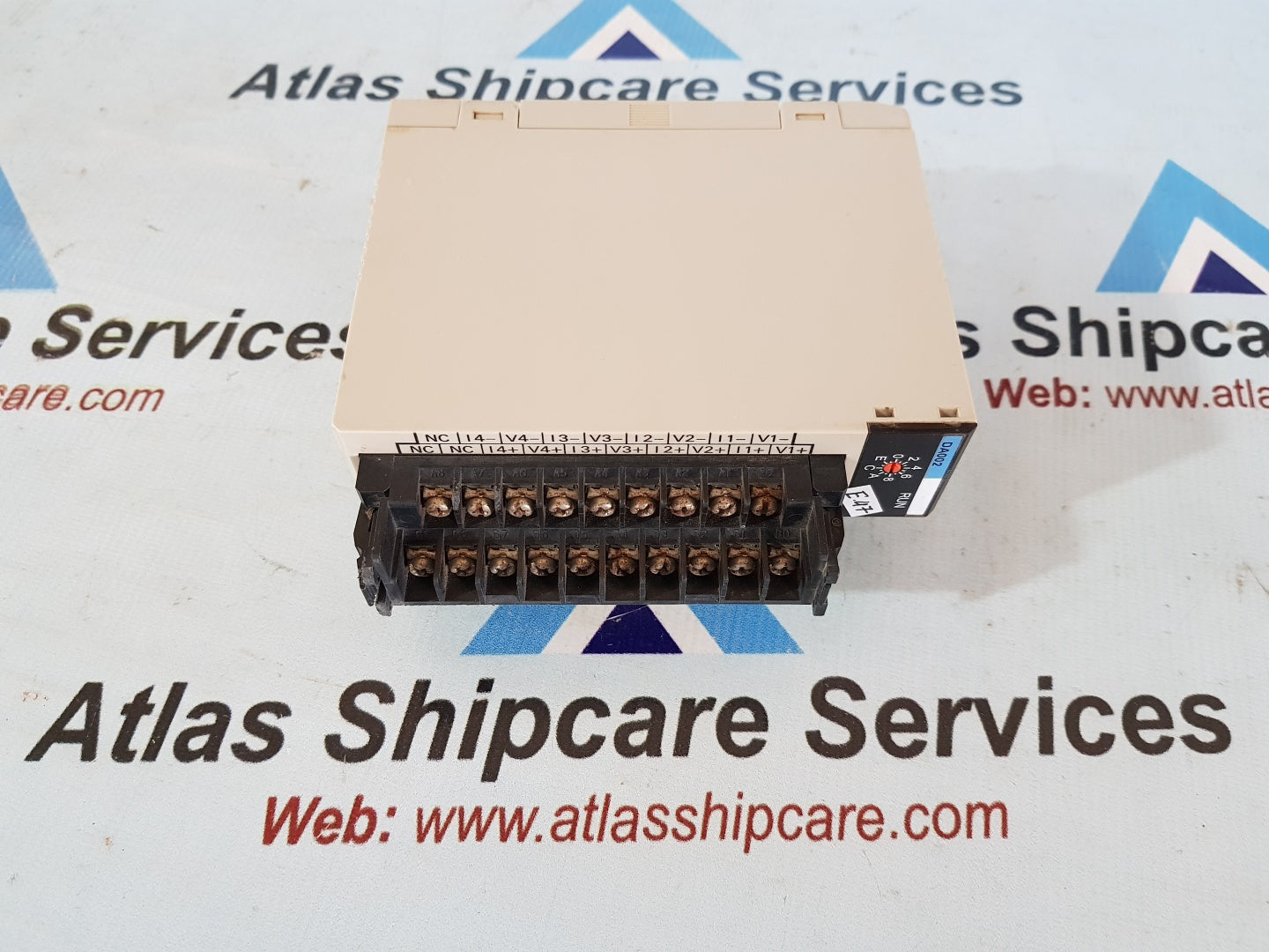 OMRON C200H-DA002 OUTPUT MODULE D/A UNIT