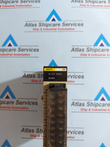 OMRON C200H-OD211 OUTPUT UNIT 24VDC 0.3A