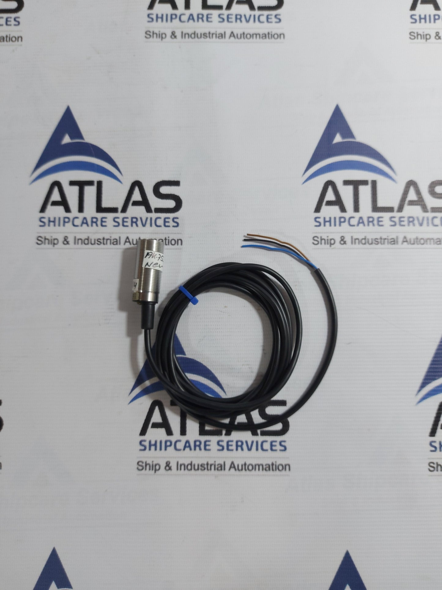 OMRON E2EL-X5E2 2M PROXIMITY SWITCH