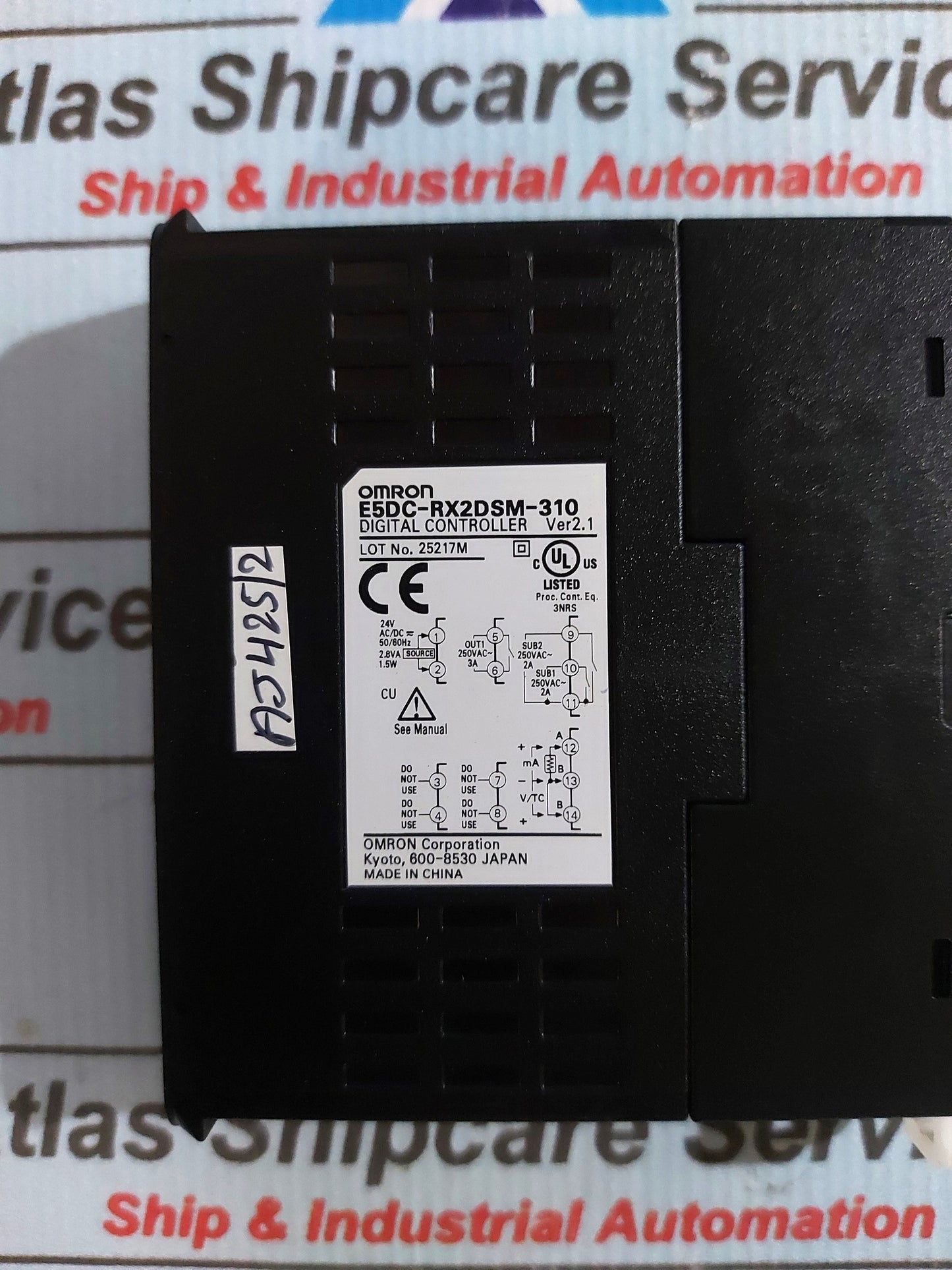 OMRON E5DC-RX2DSM-310 DIGITAL TEMPERATURE CONTROLLER VER 2.1