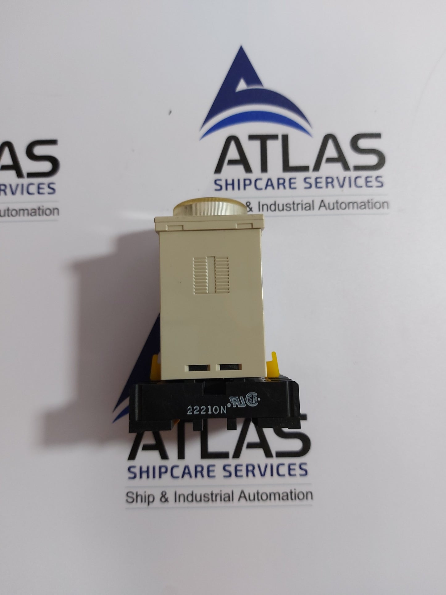 OMRON H3BH-8 TIMER WITH BASE